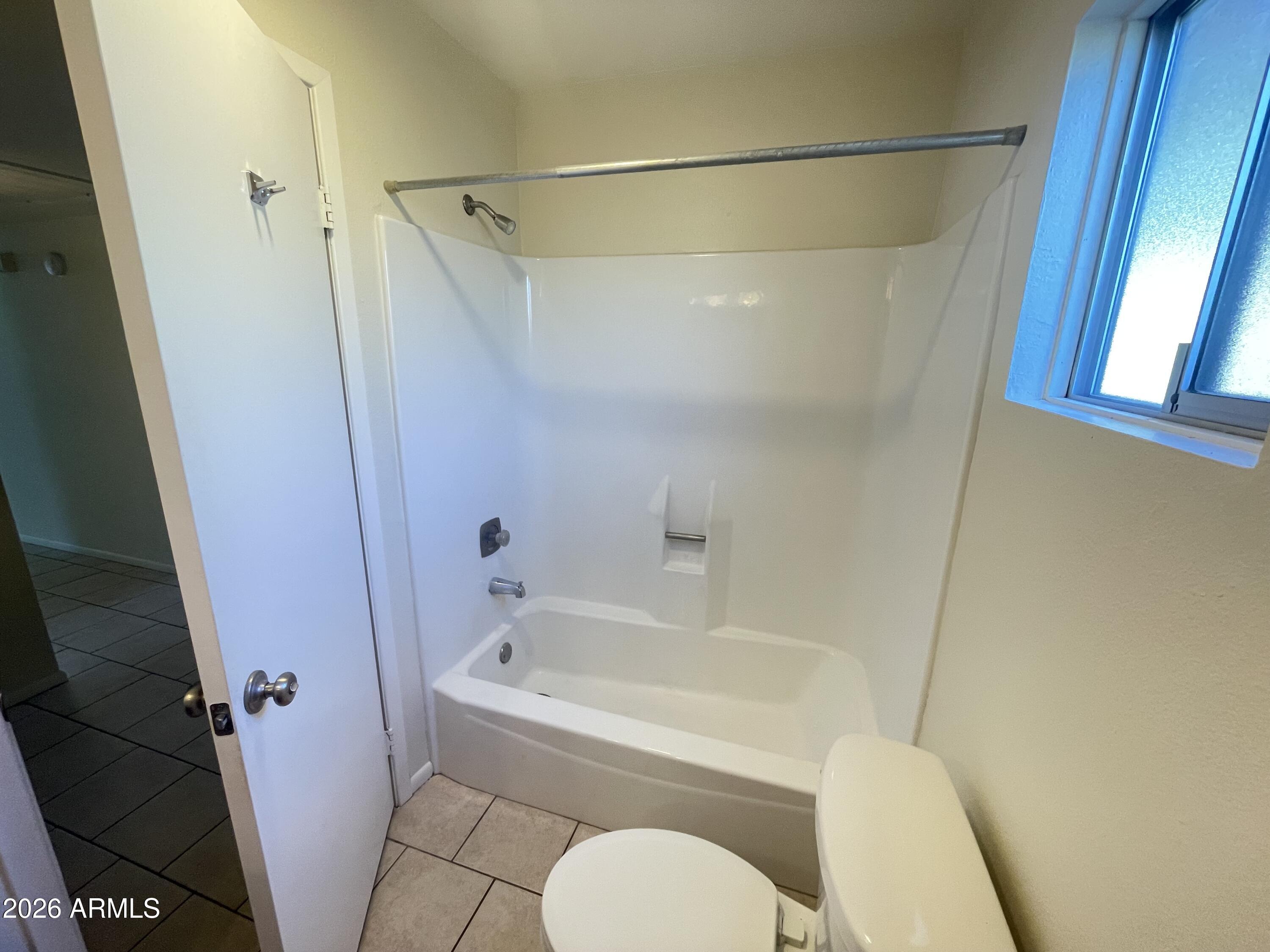 DOBSON RANCH UNIT 1 - Residential Lease