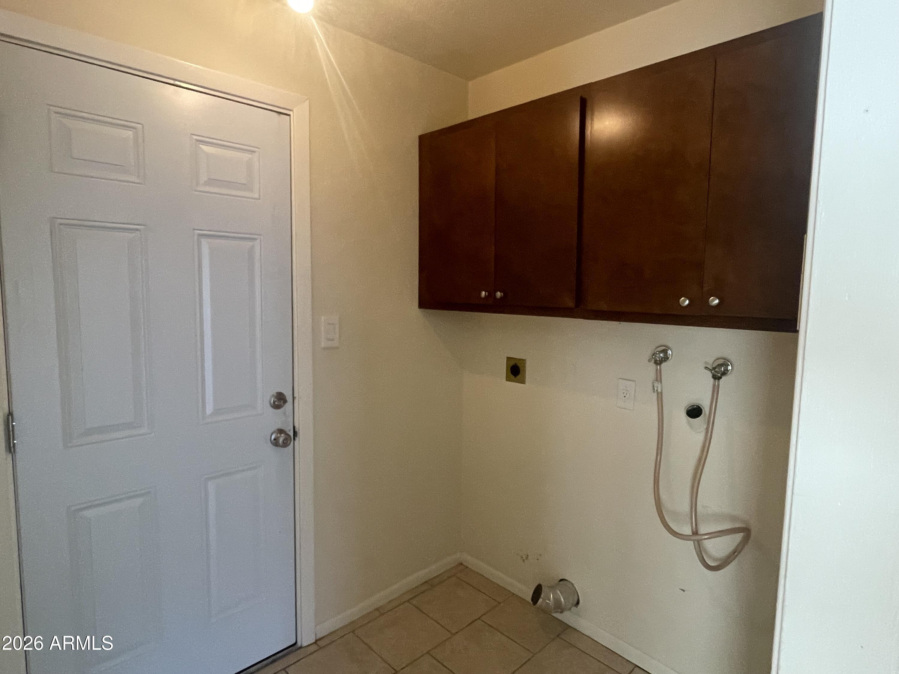 DOBSON RANCH UNIT 1 - Residential Lease