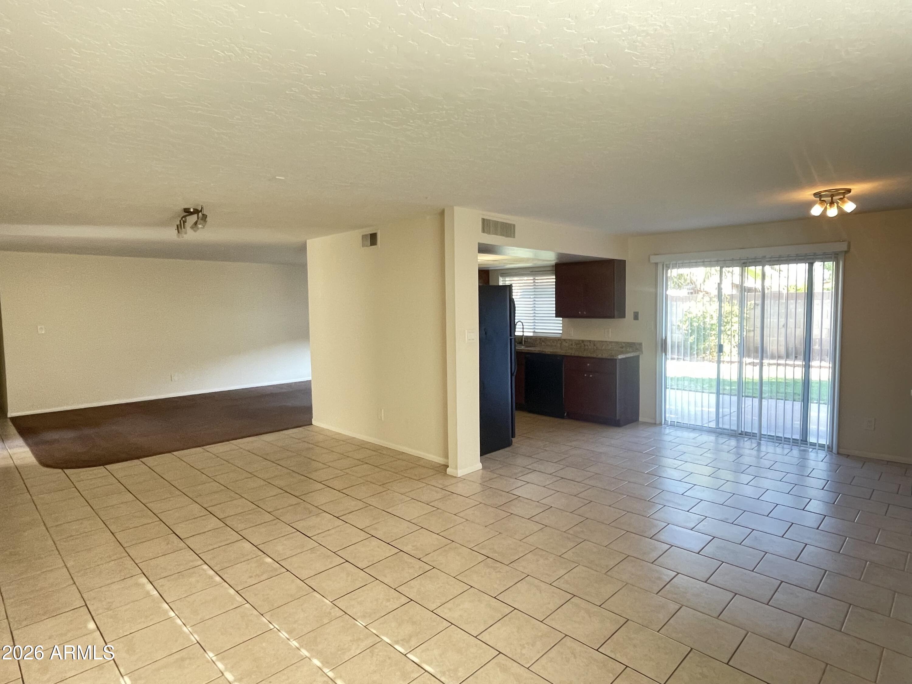 DOBSON RANCH UNIT 1 - Residential Lease