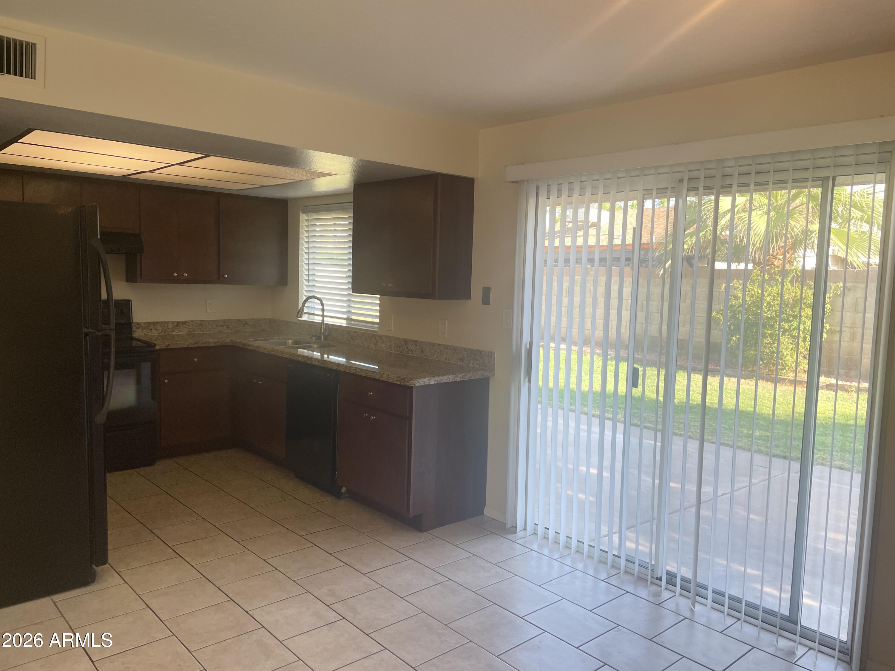 DOBSON RANCH UNIT 1 - Residential Lease