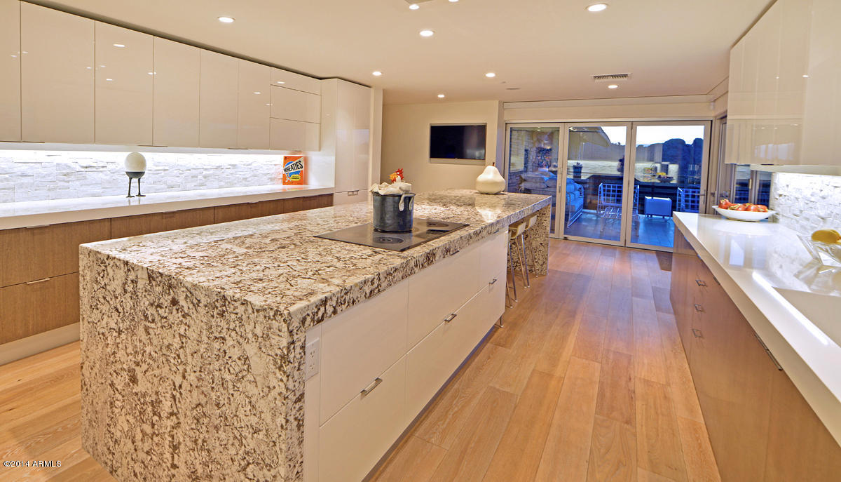 TENNIS RANCH ON CAMELBACK - Residential