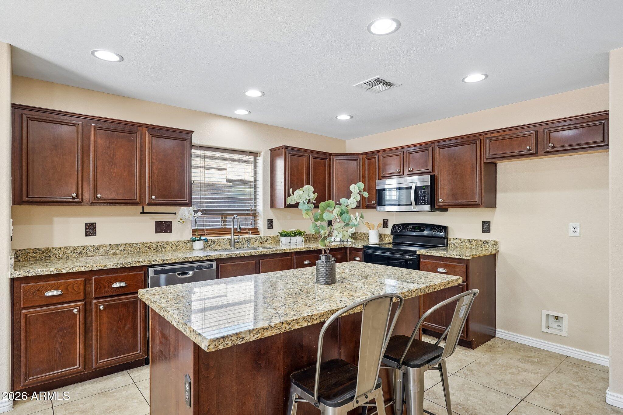 CAMINO A LAGO SOUTH UNIT 8 - Residential