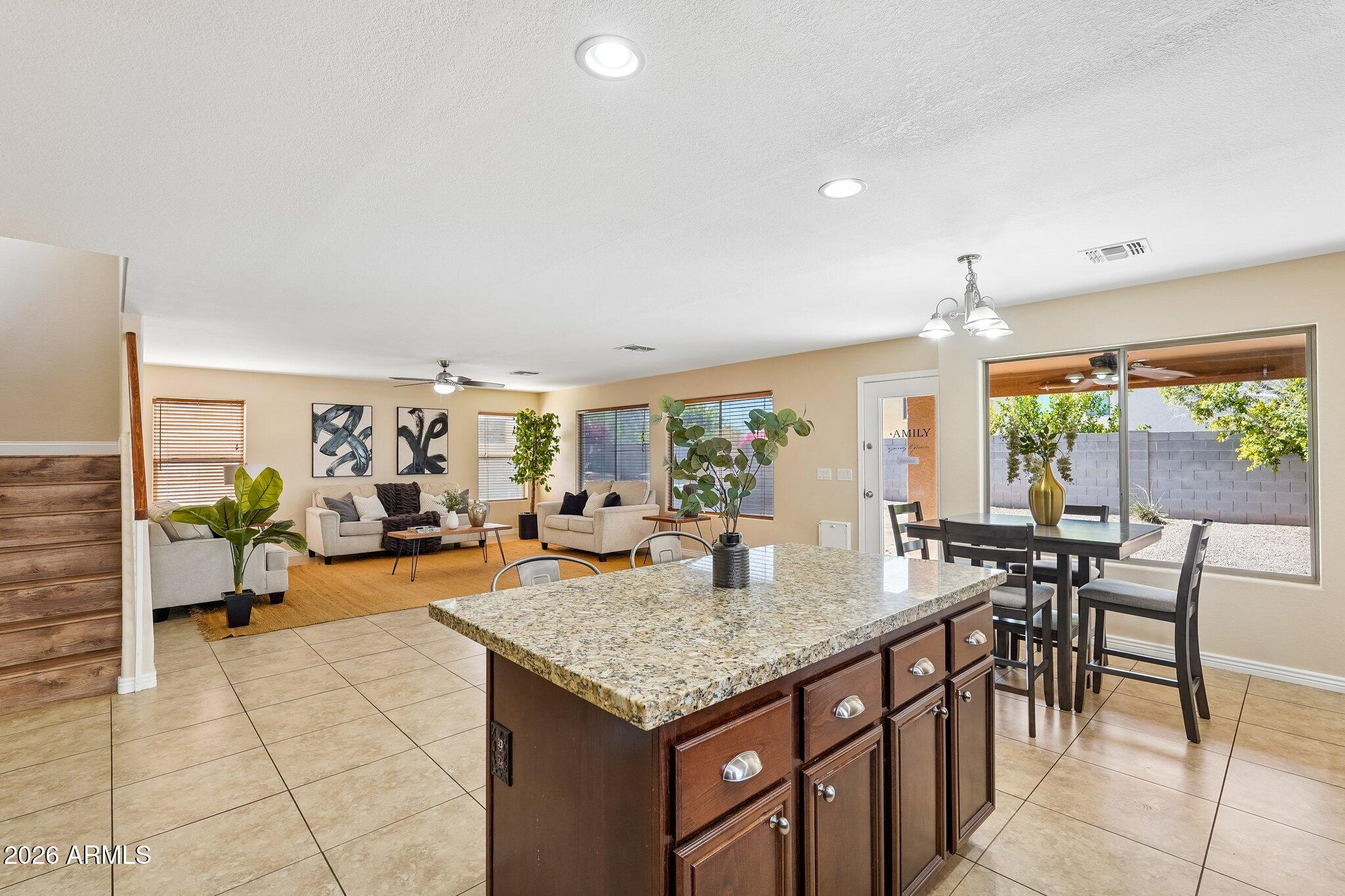 CAMINO A LAGO SOUTH UNIT 8 - Residential