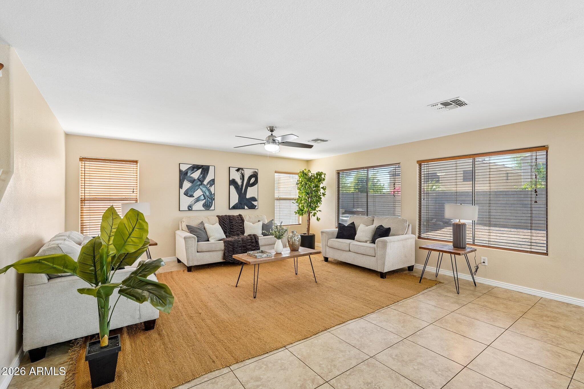 CAMINO A LAGO SOUTH UNIT 8 - Residential