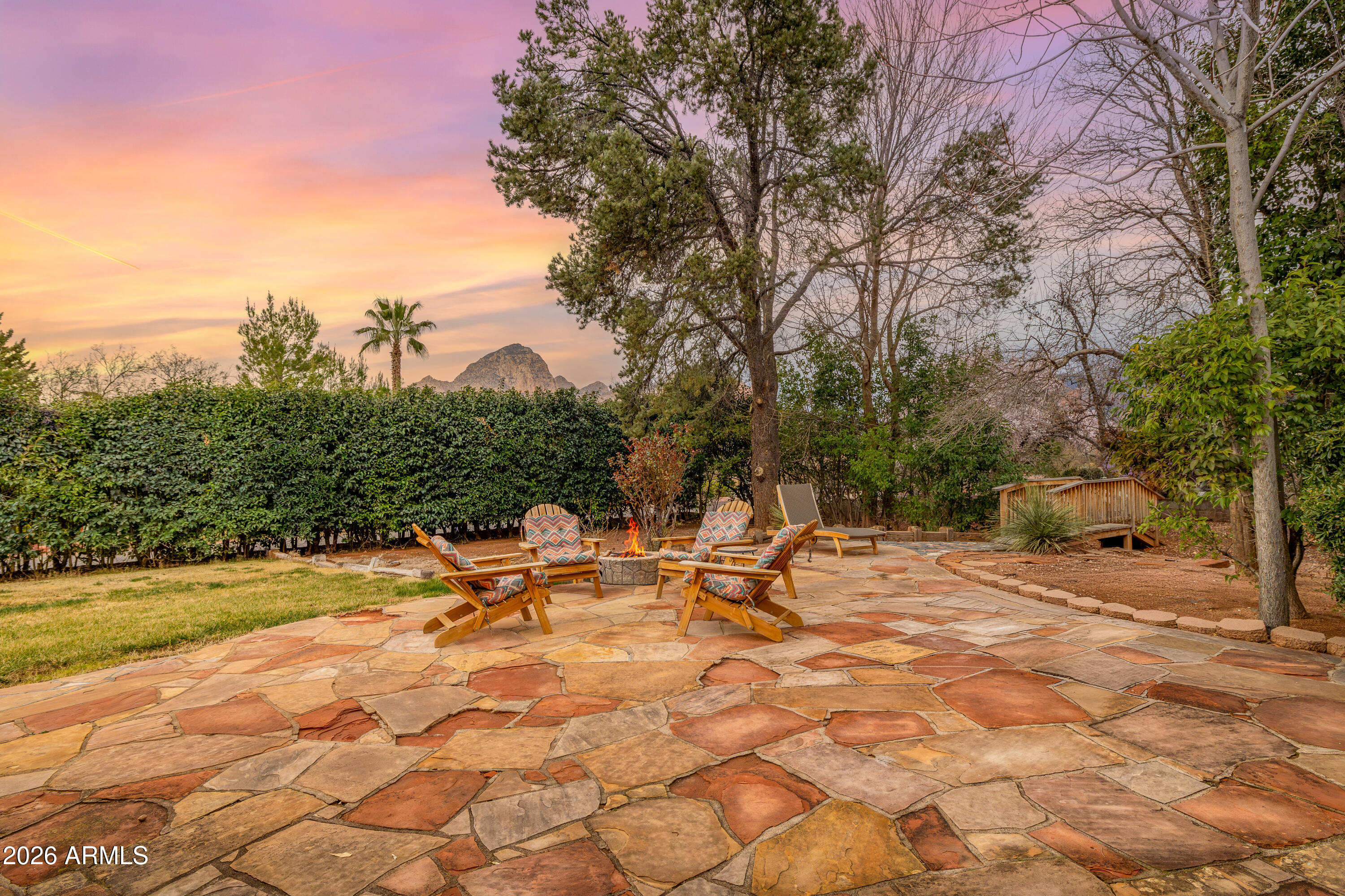 SADDLEROCK HOMES - Residential