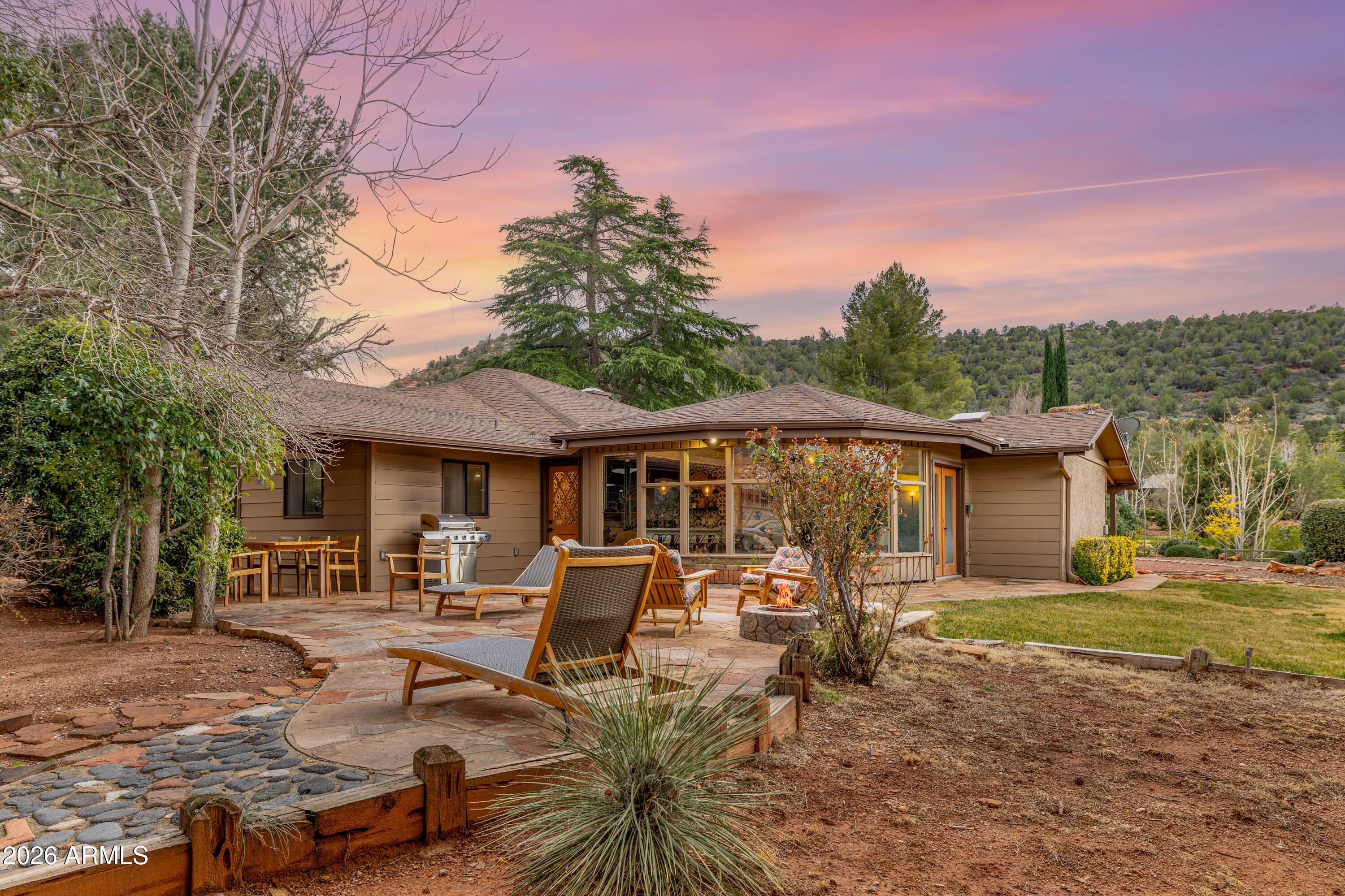 SADDLEROCK HOMES - Residential