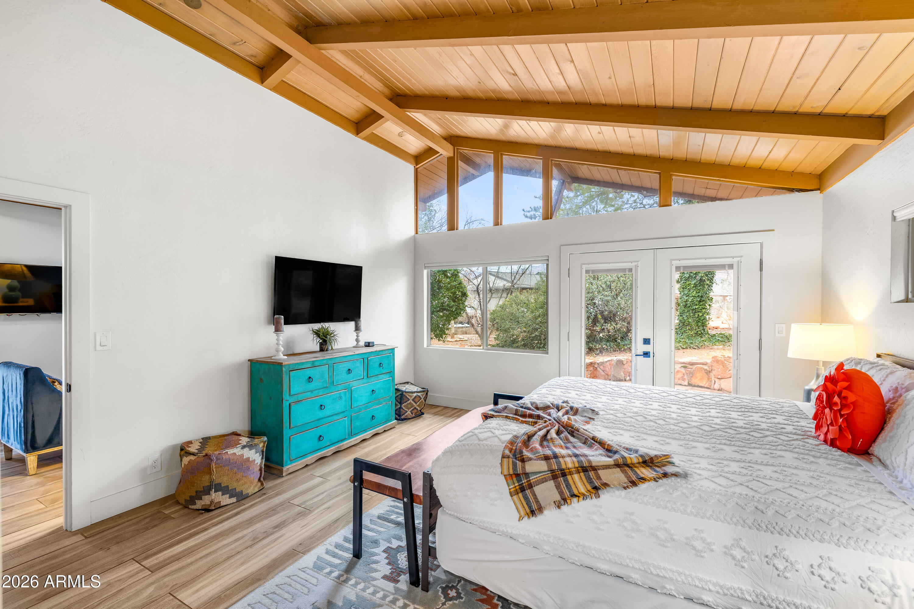 SADDLEROCK HOMES - Residential