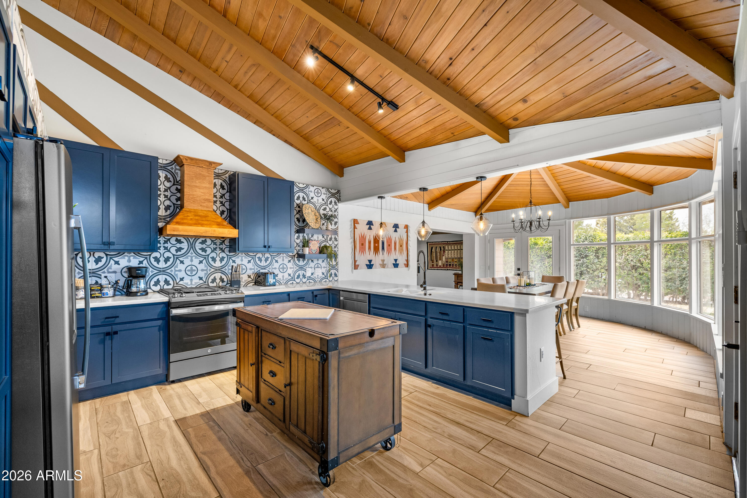 SADDLEROCK HOMES - Residential