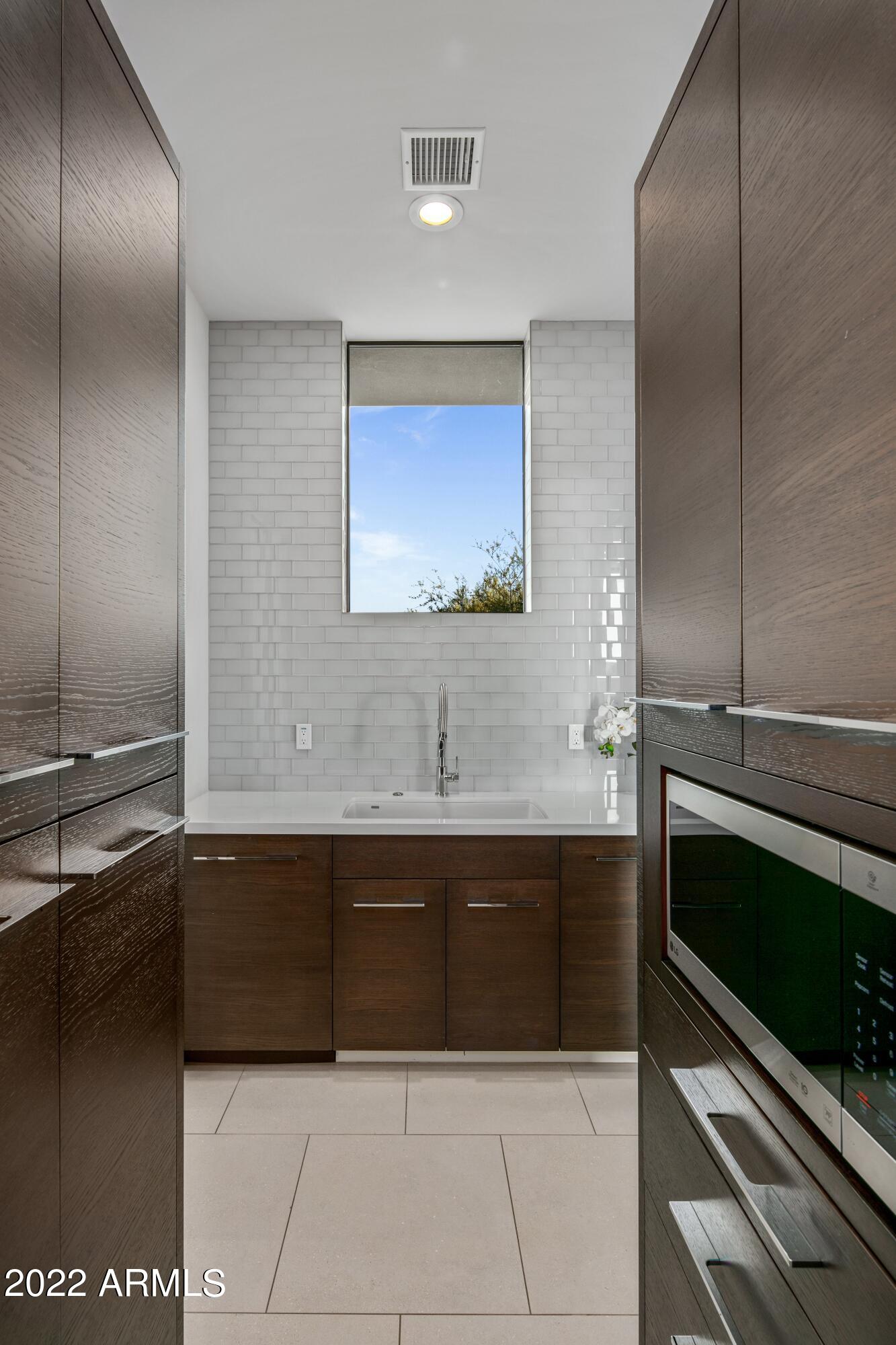 DESERT MOUNTAIN PHASE 1 UNIT 1 LOT 1-205 TR A - Residential