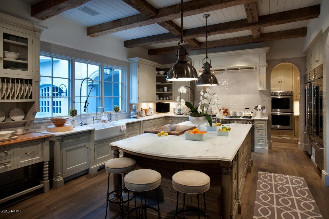 LOMBARDI ESTATES - Residential