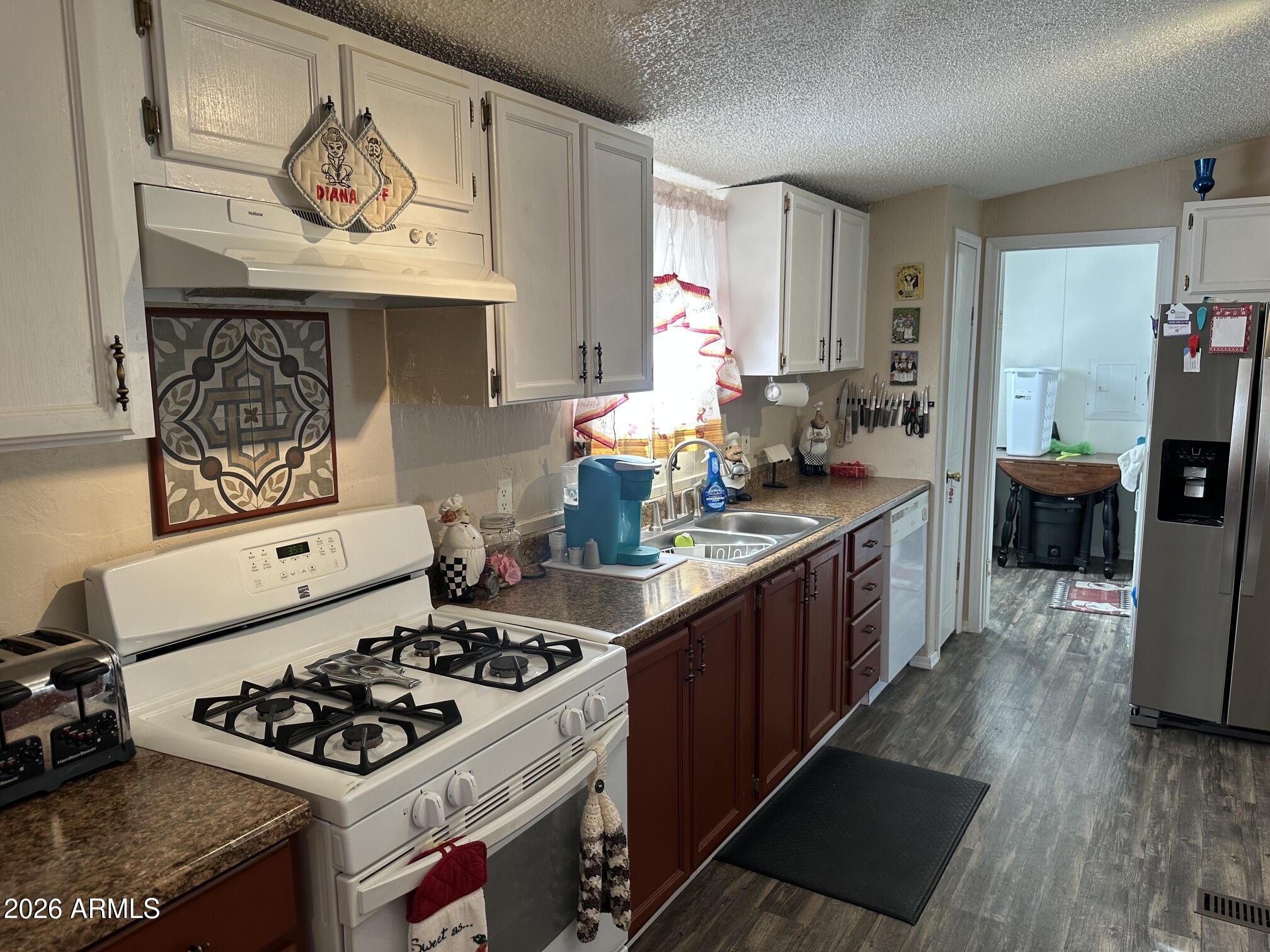 Sierra Vista Village - Residential