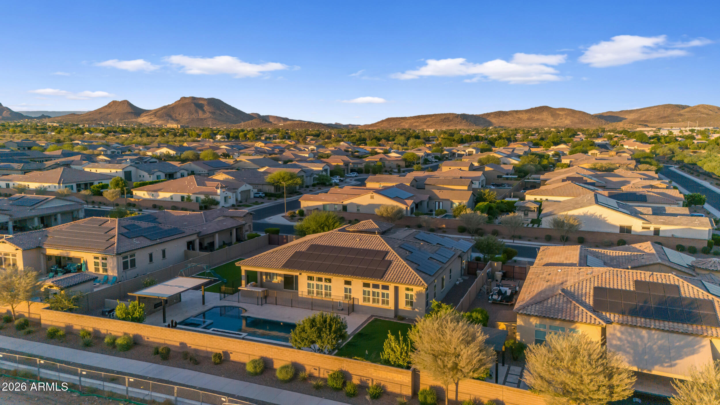 RIVERWALK - Residential