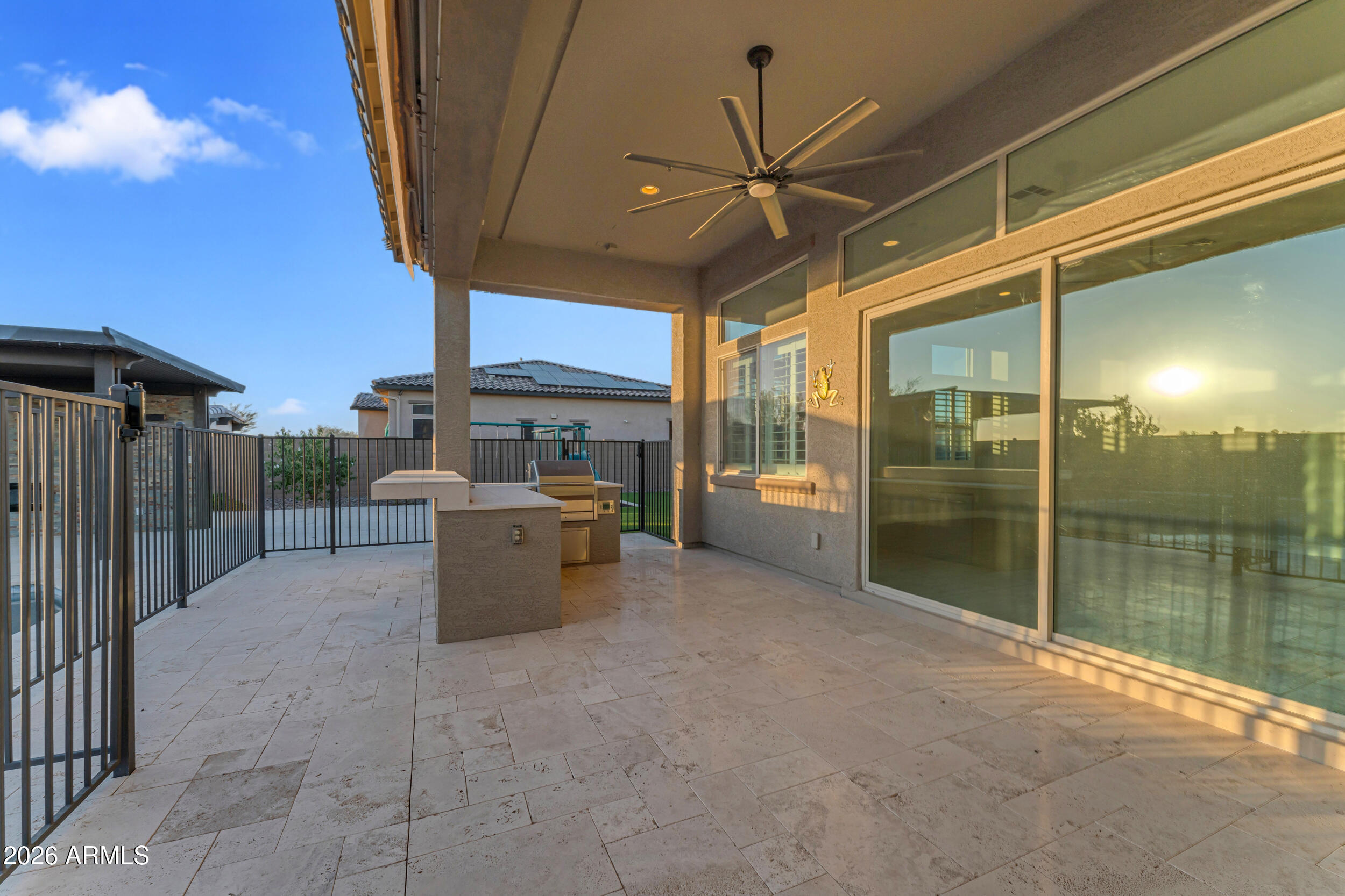 RIVERWALK - Residential