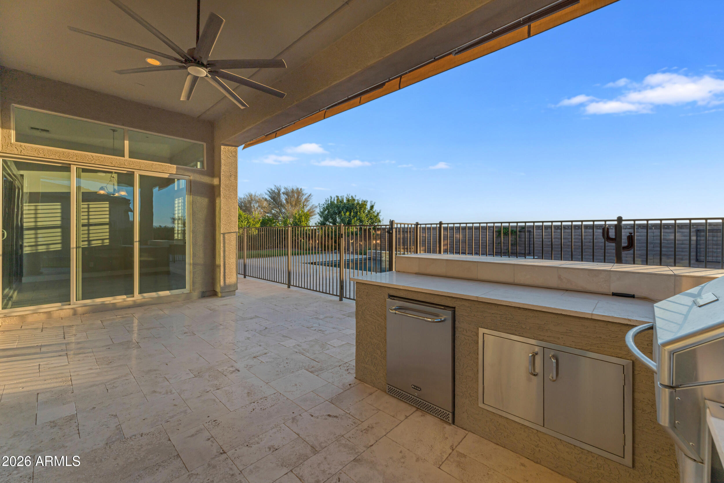 RIVERWALK - Residential