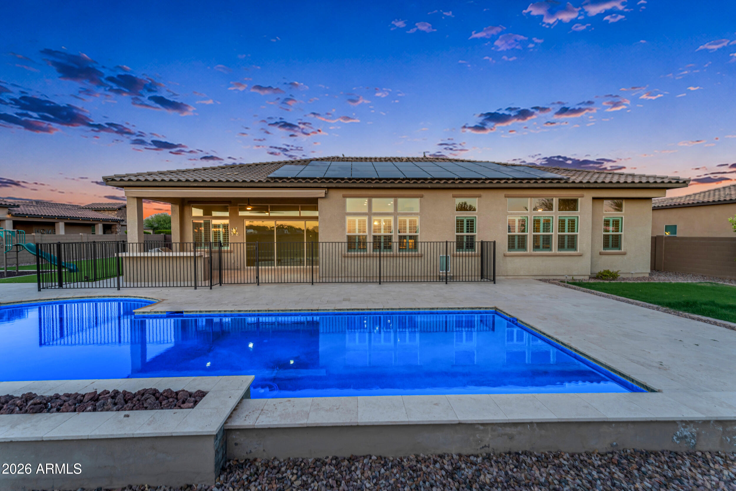 RIVERWALK - Residential