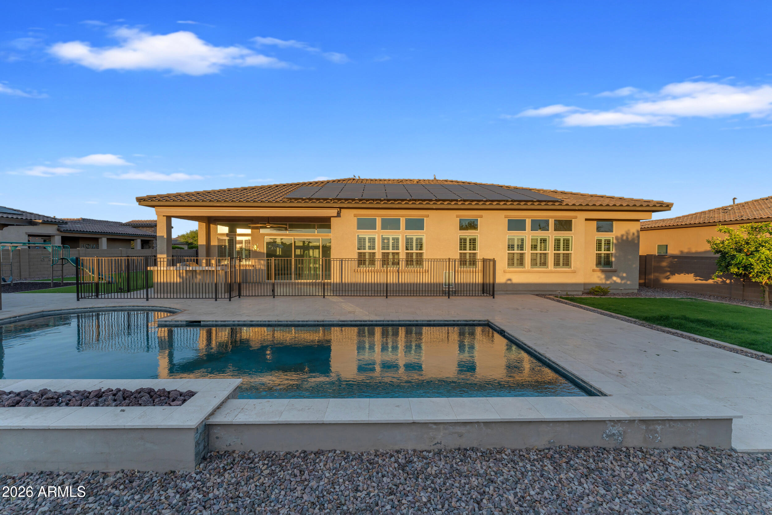 RIVERWALK - Residential