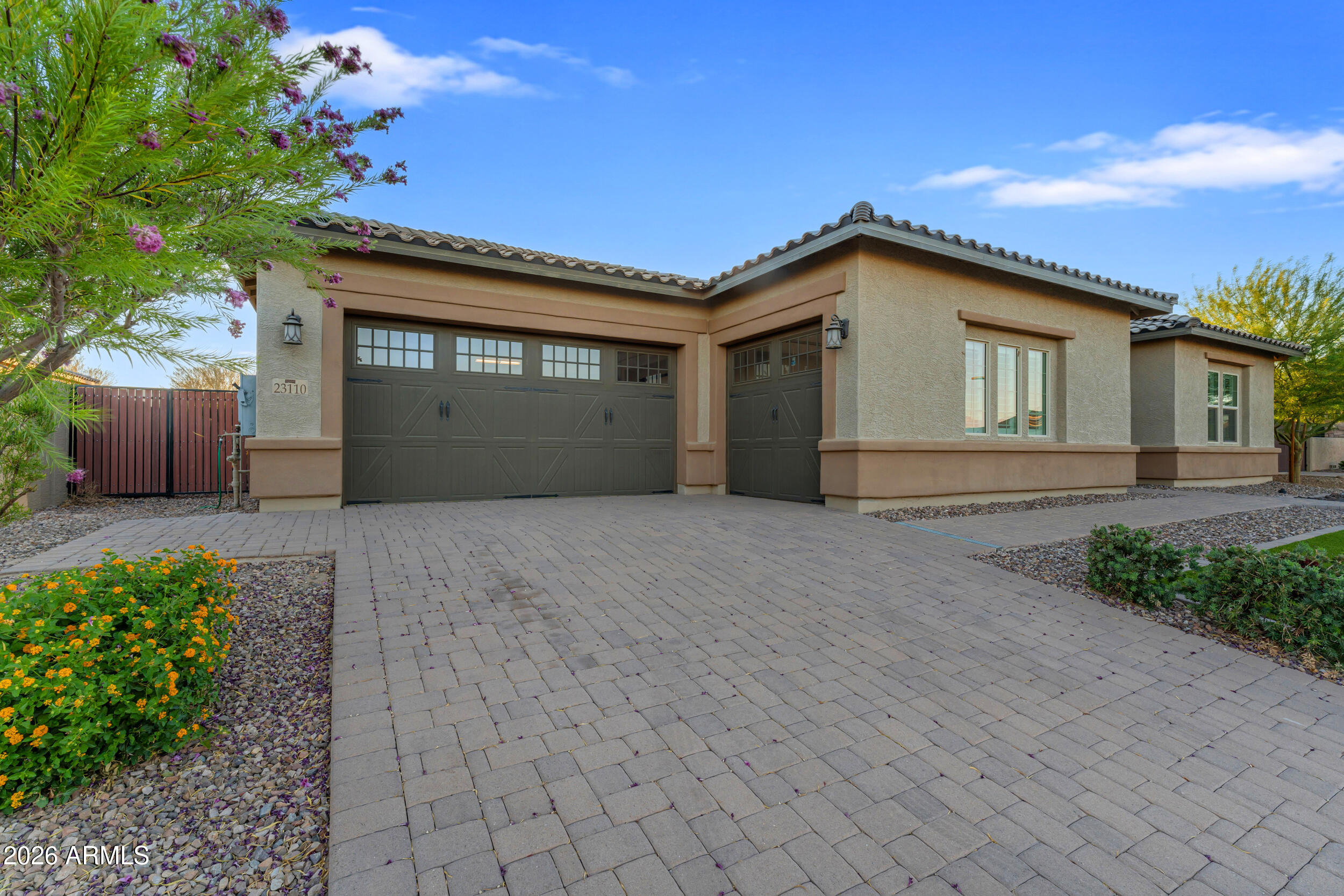 RIVERWALK - Residential