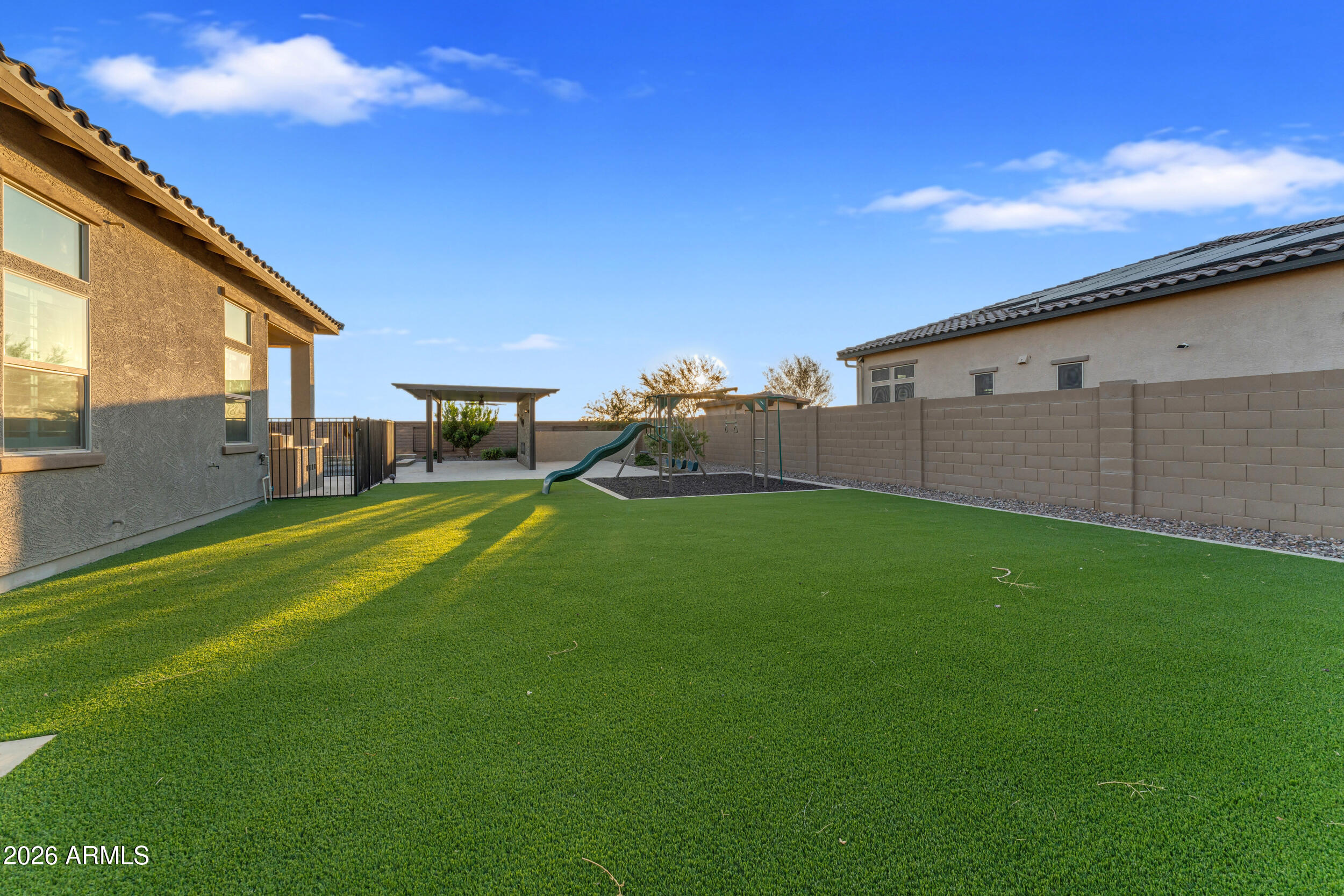 RIVERWALK - Residential