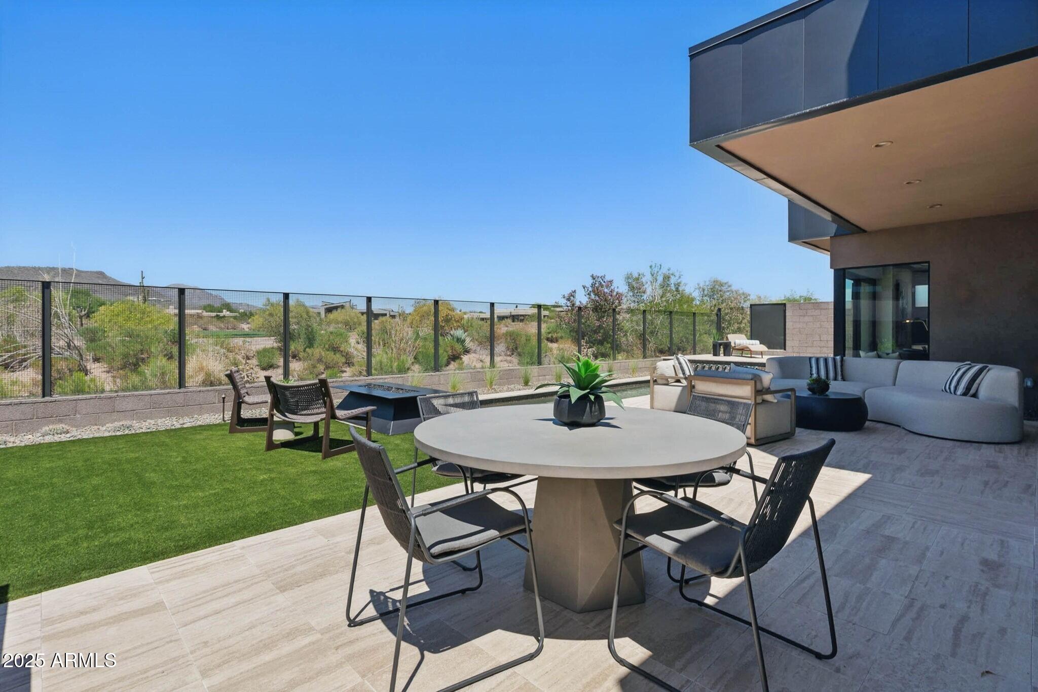 DESERT MOUNTAIN - Residential