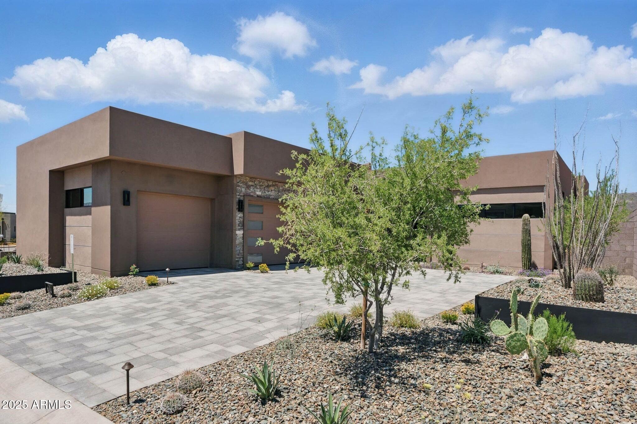 DESERT MOUNTAIN - Residential