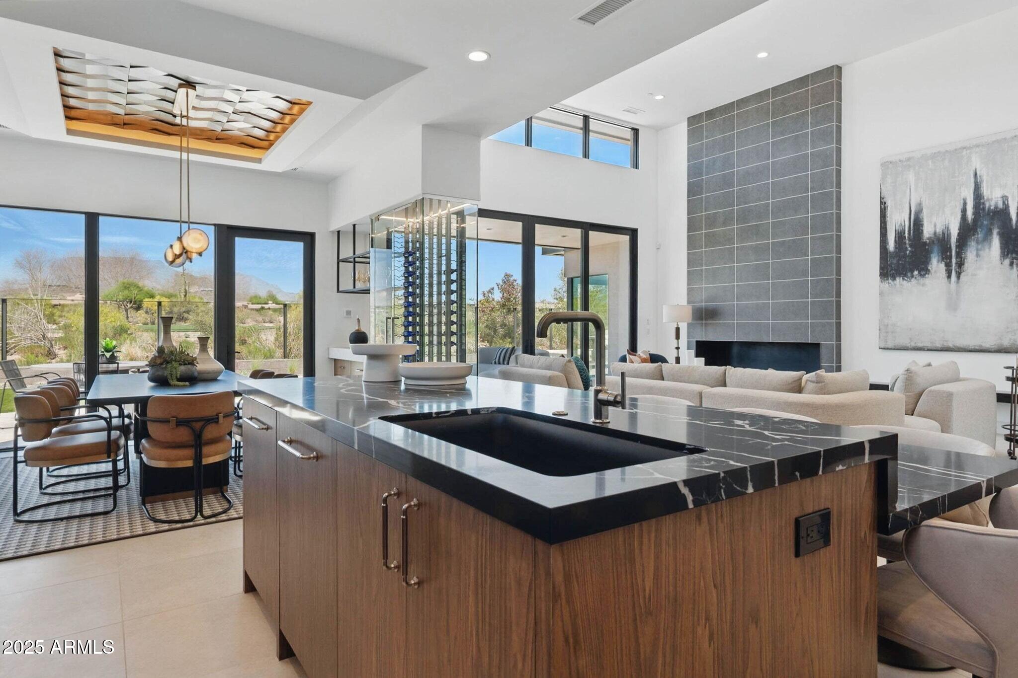 DESERT MOUNTAIN - Residential