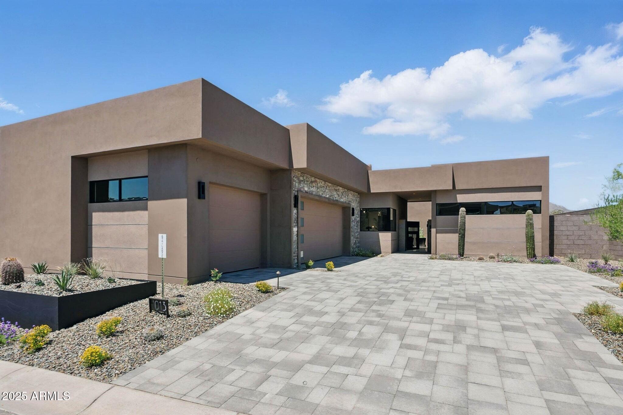 DESERT MOUNTAIN - Residential