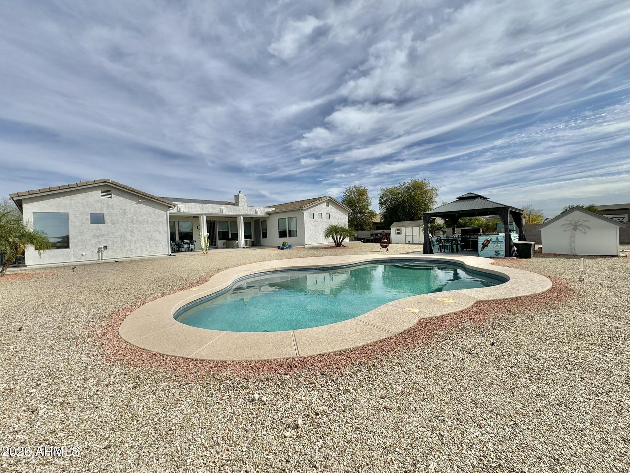 PEAK VIEW RANCH - Residential