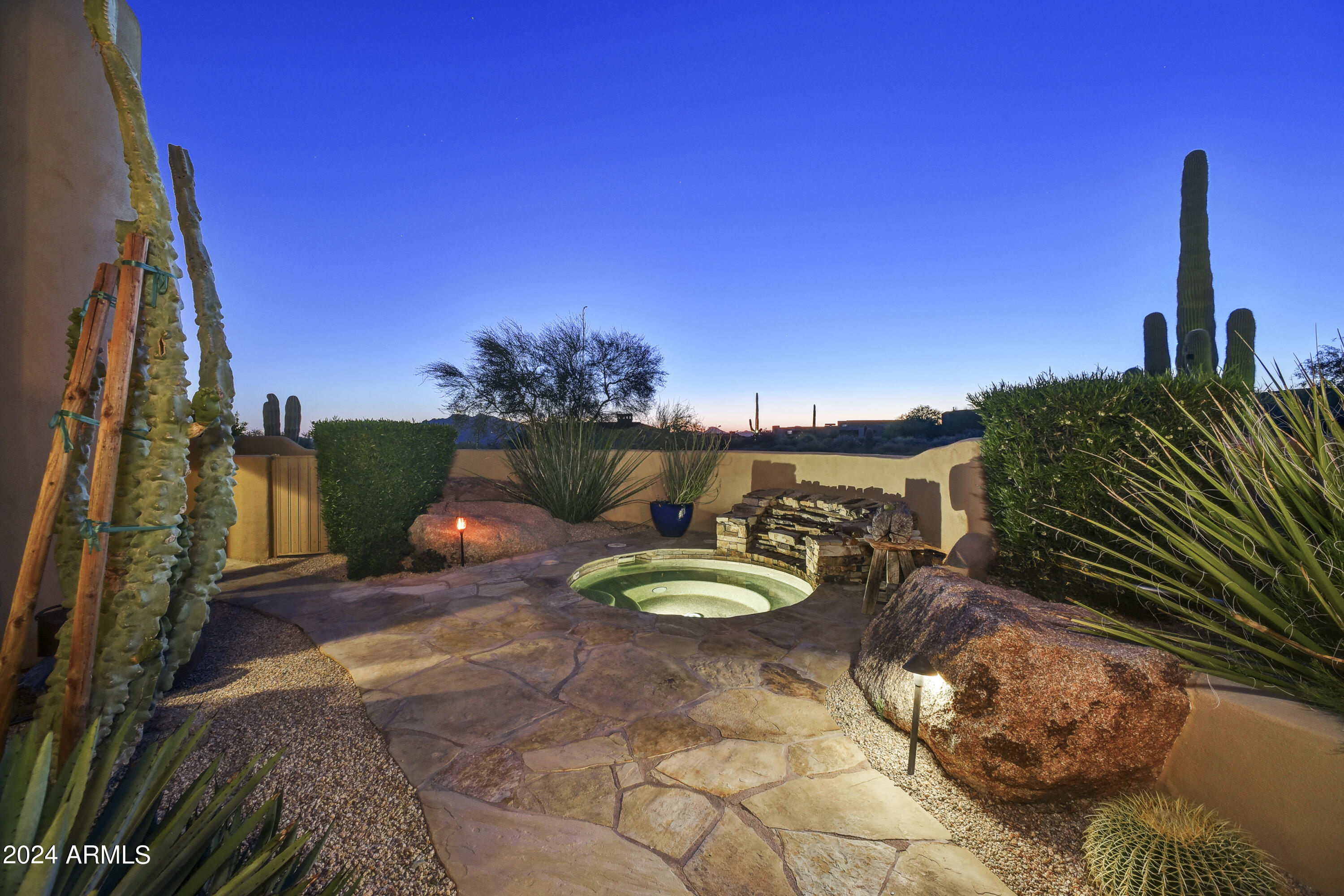 DESERT MOUNTAIN PHASE 1 UNIT 1 LOT 1-205 TR A - Residential