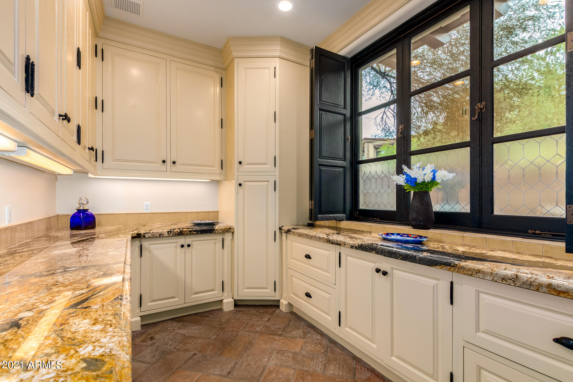 ARTESANO AT TROON CANYON - Residential