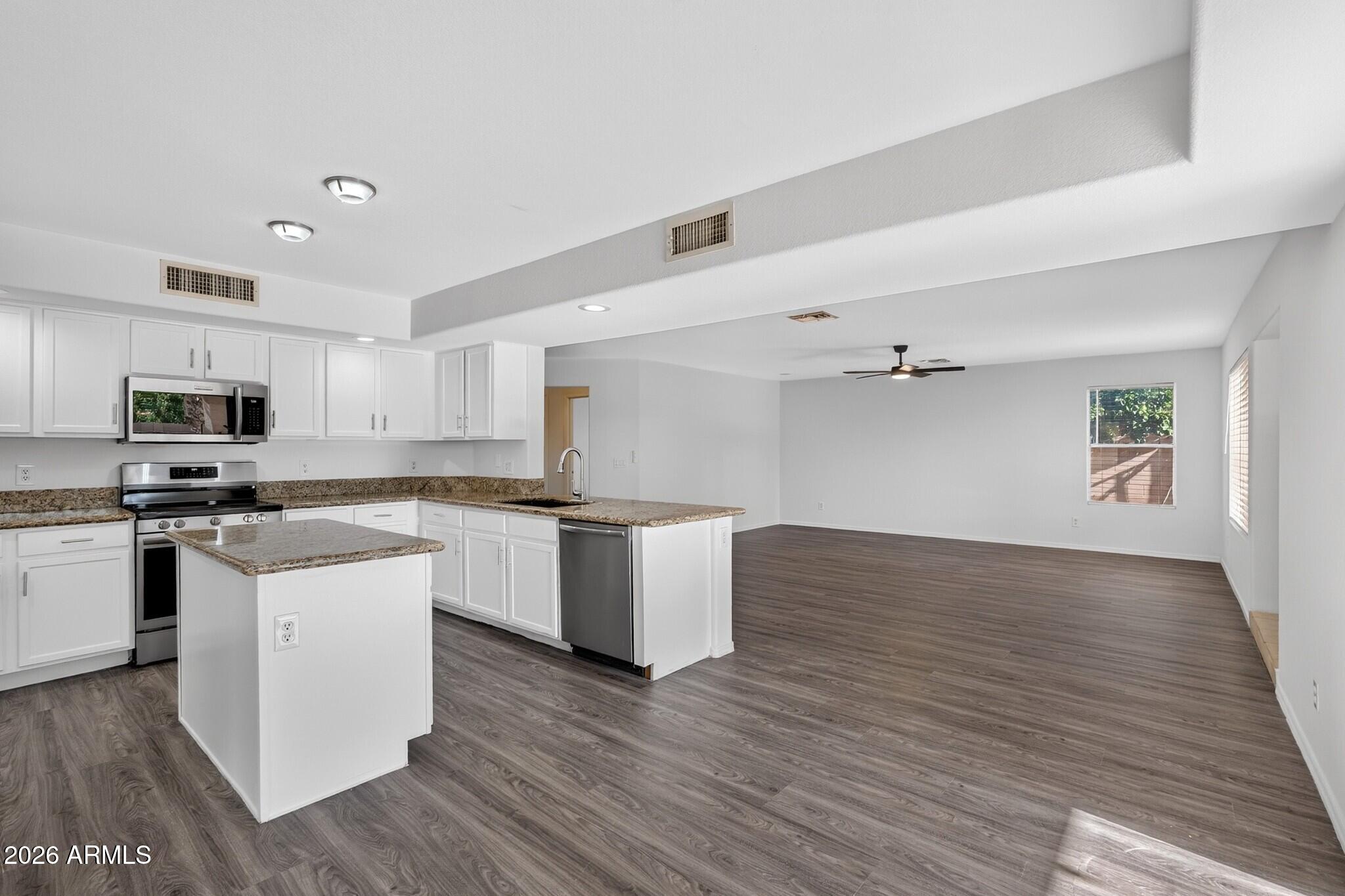 GREENFIELD LAKES PARCEL 2 UNIT 1 - Residential