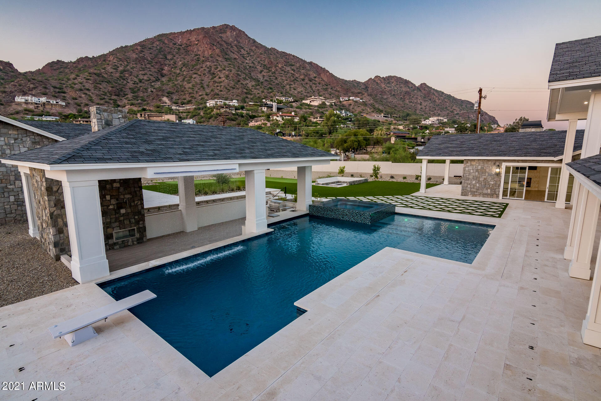 HIGHLANDS 3 - Residential