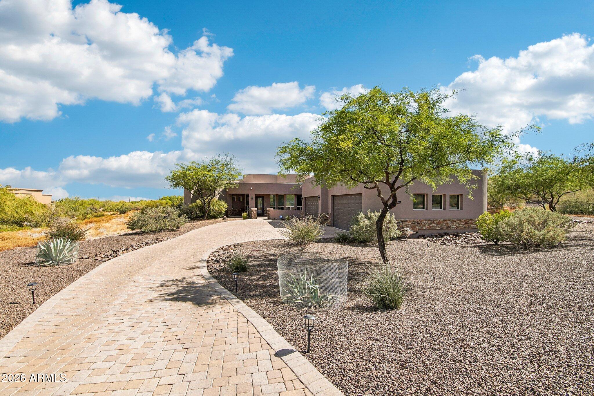 RIO MOUNTAIN ESTATES - Residential