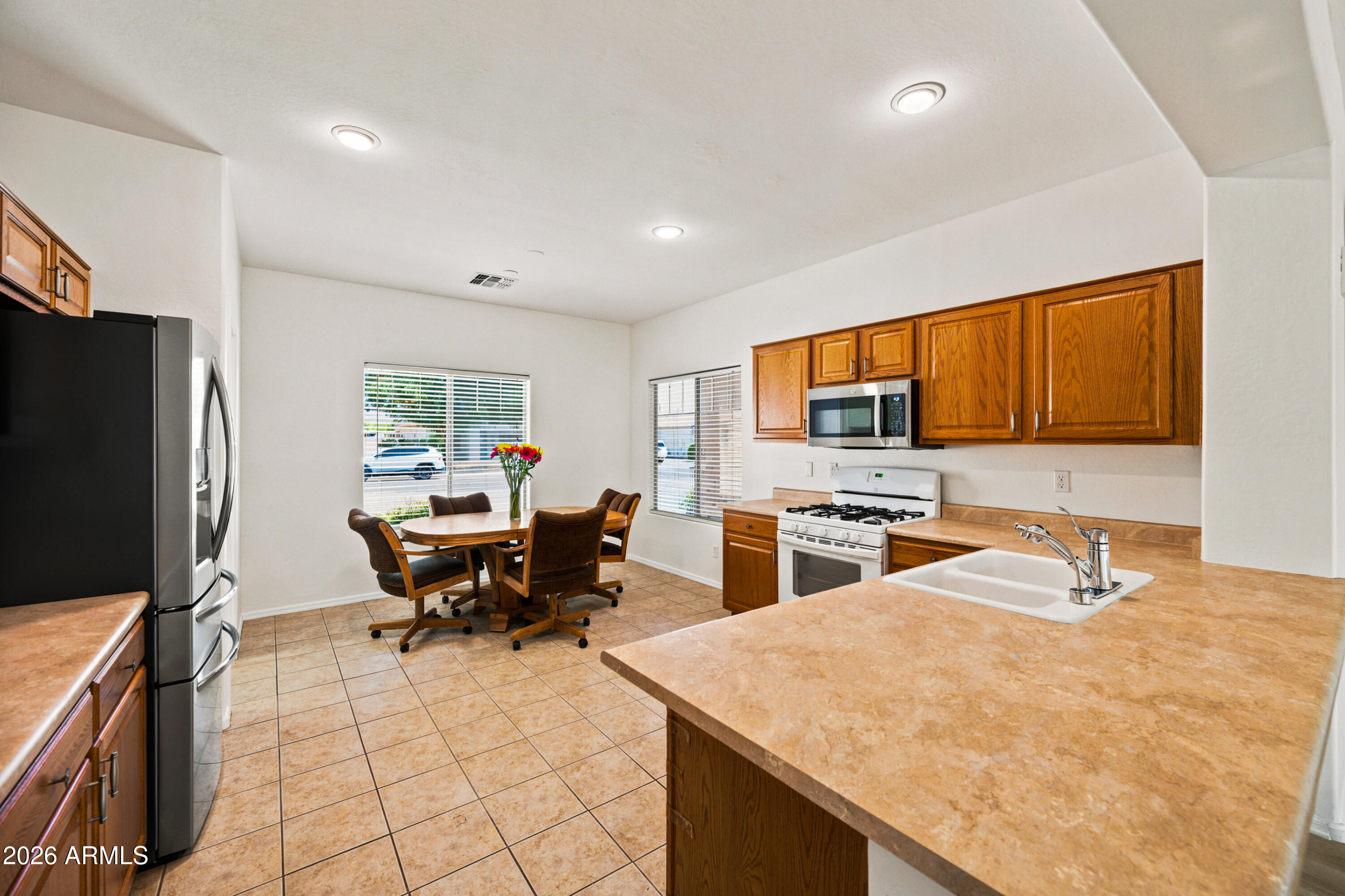 QUEENLAND MANOR - Residential