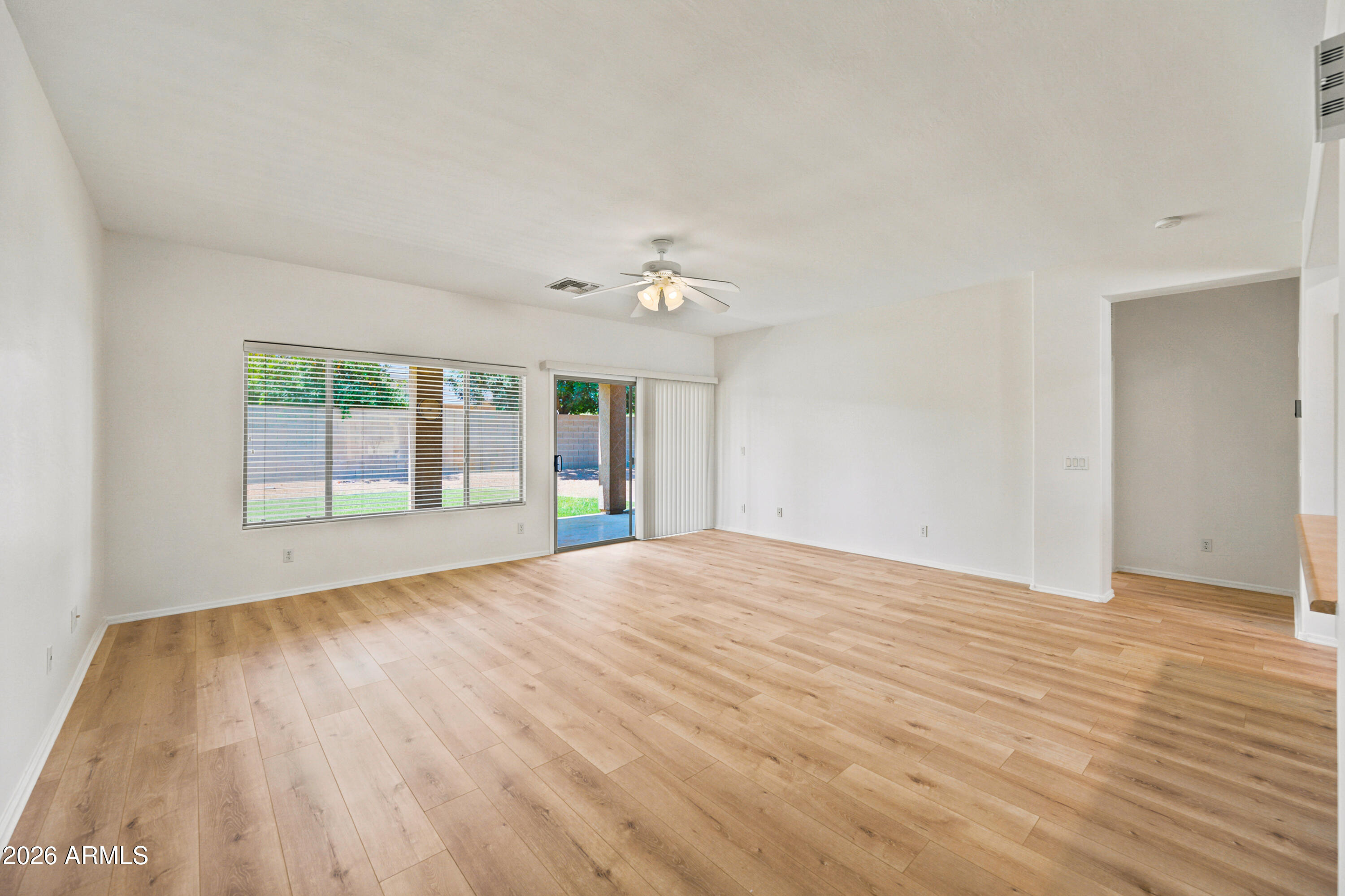 QUEENLAND MANOR - Residential