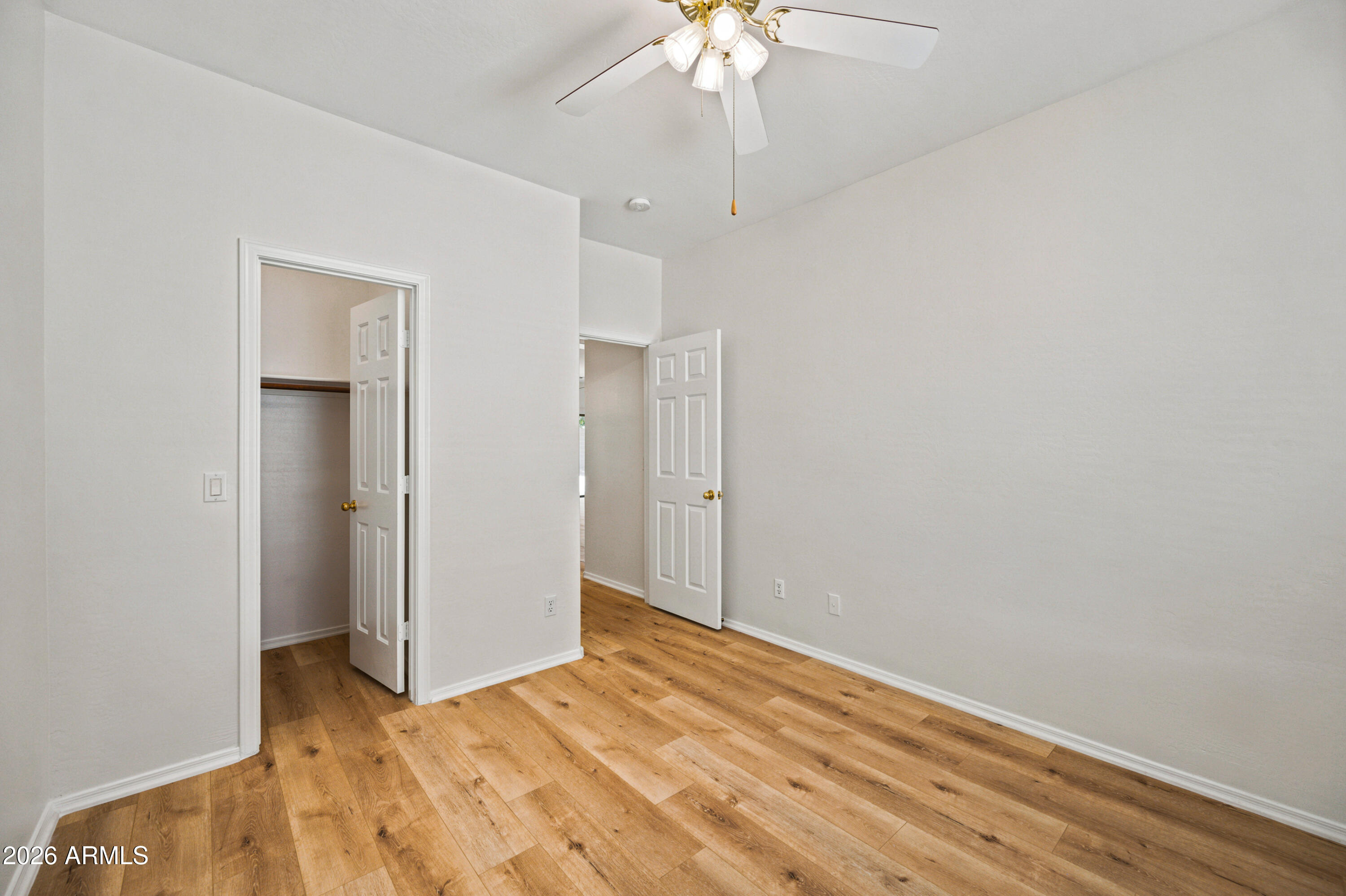 QUEENLAND MANOR - Residential