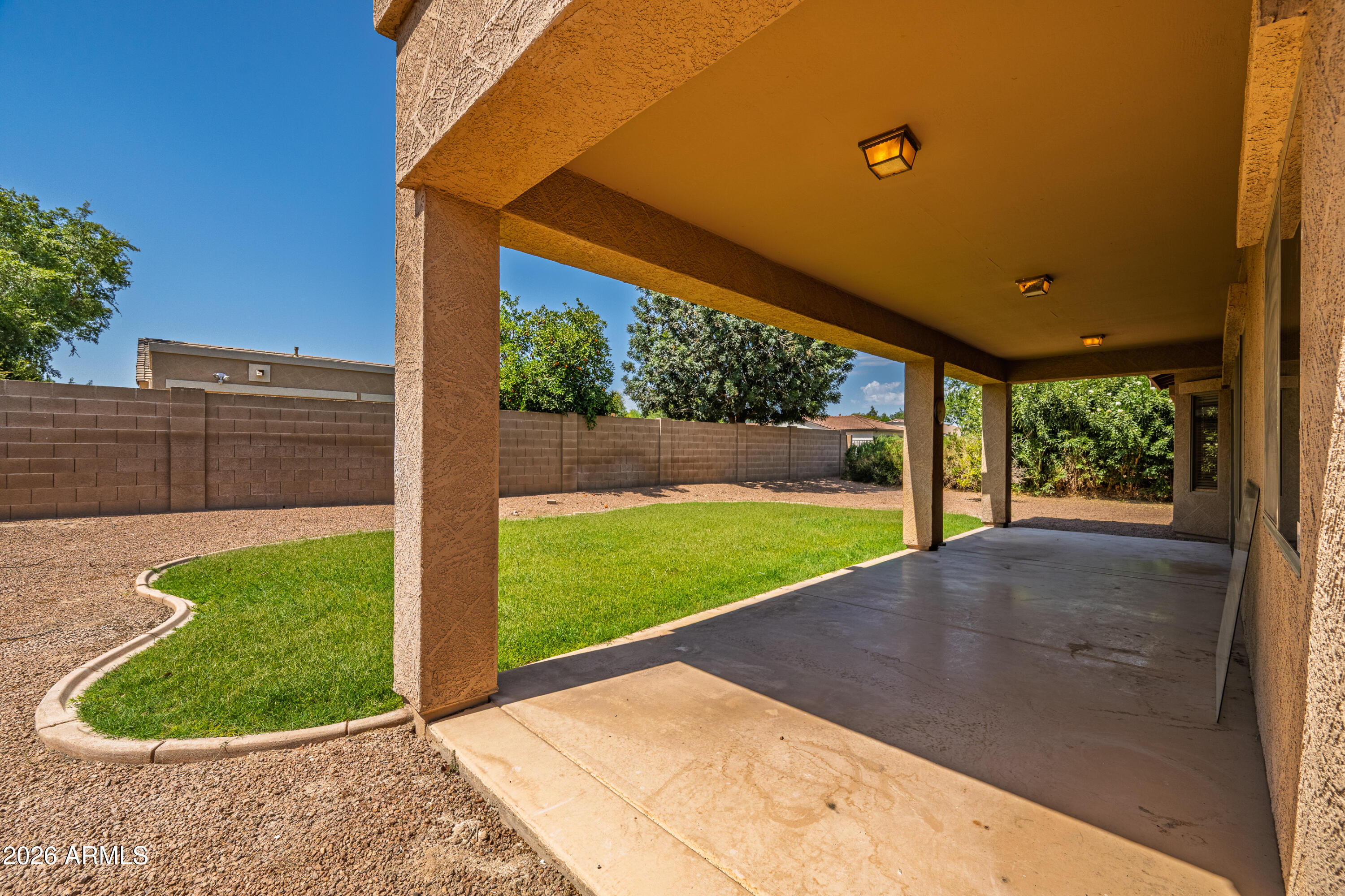 QUEENLAND MANOR - Residential