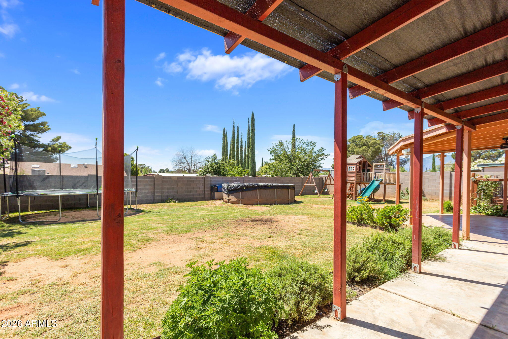 MONTEBELLO - Residential