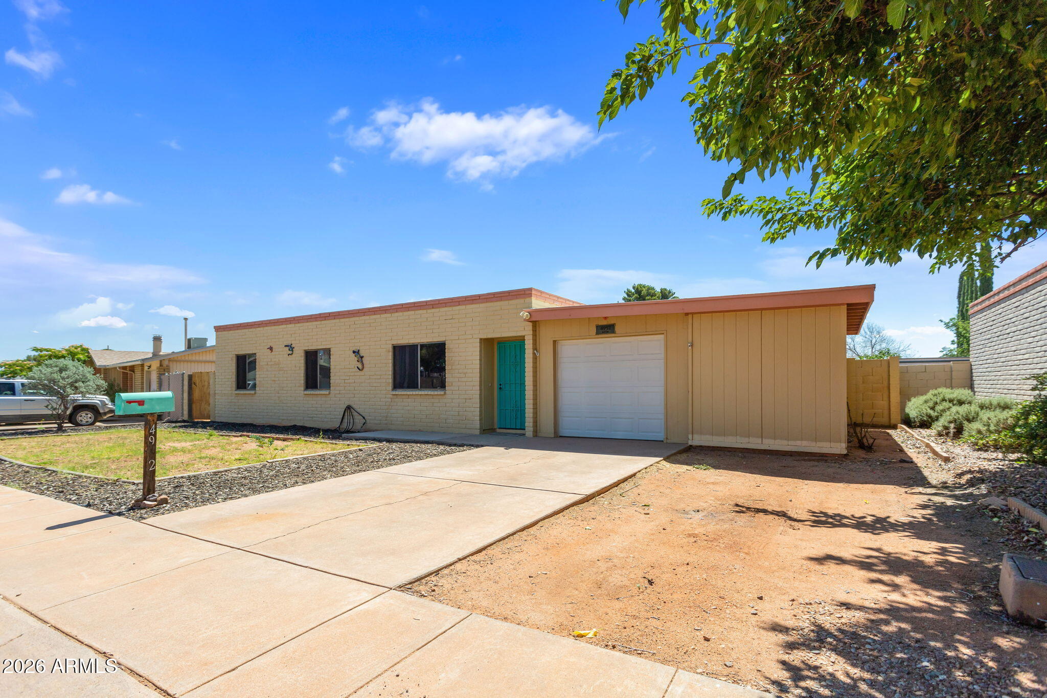 MONTEBELLO - Residential