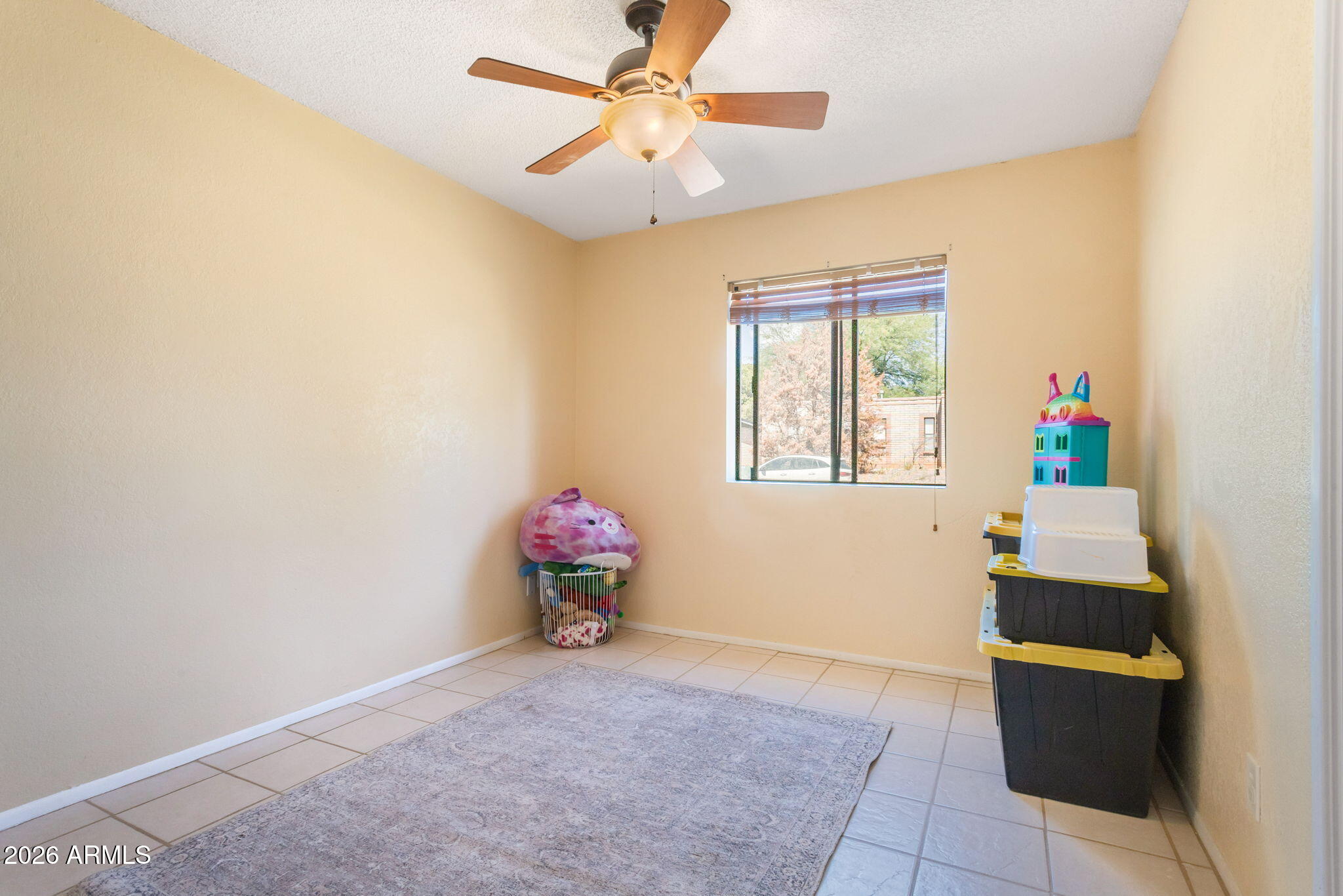 MONTEBELLO - Residential