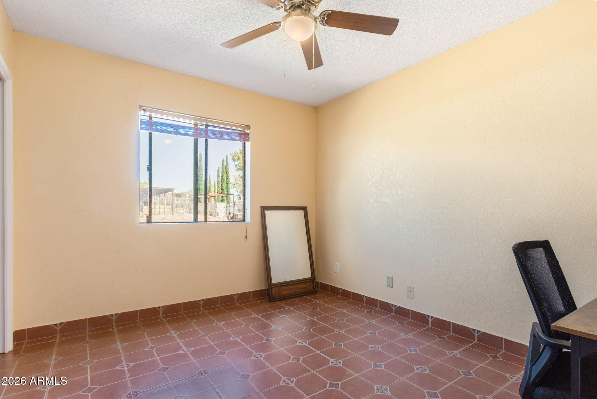 MONTEBELLO - Residential