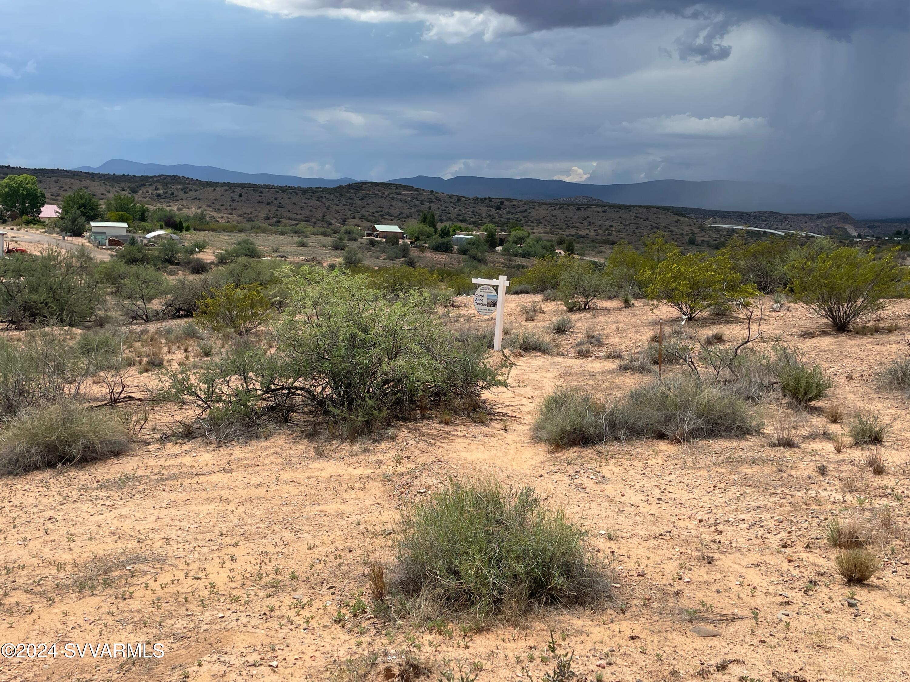Under 5 Acres - Land