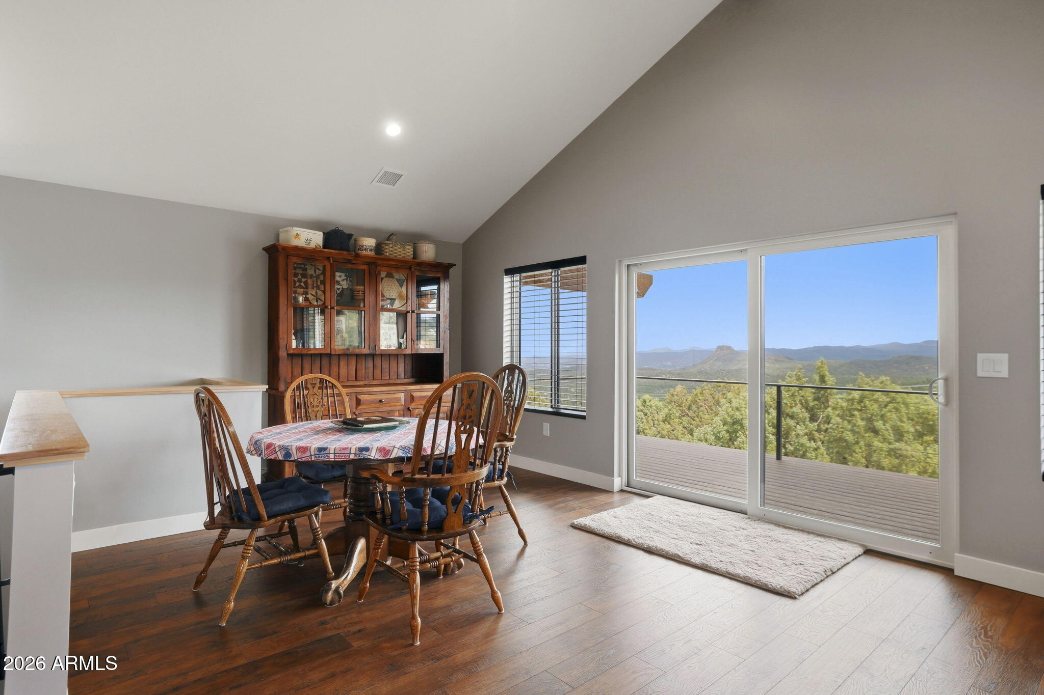 THUMB BUTTE DISTRICT - Residential