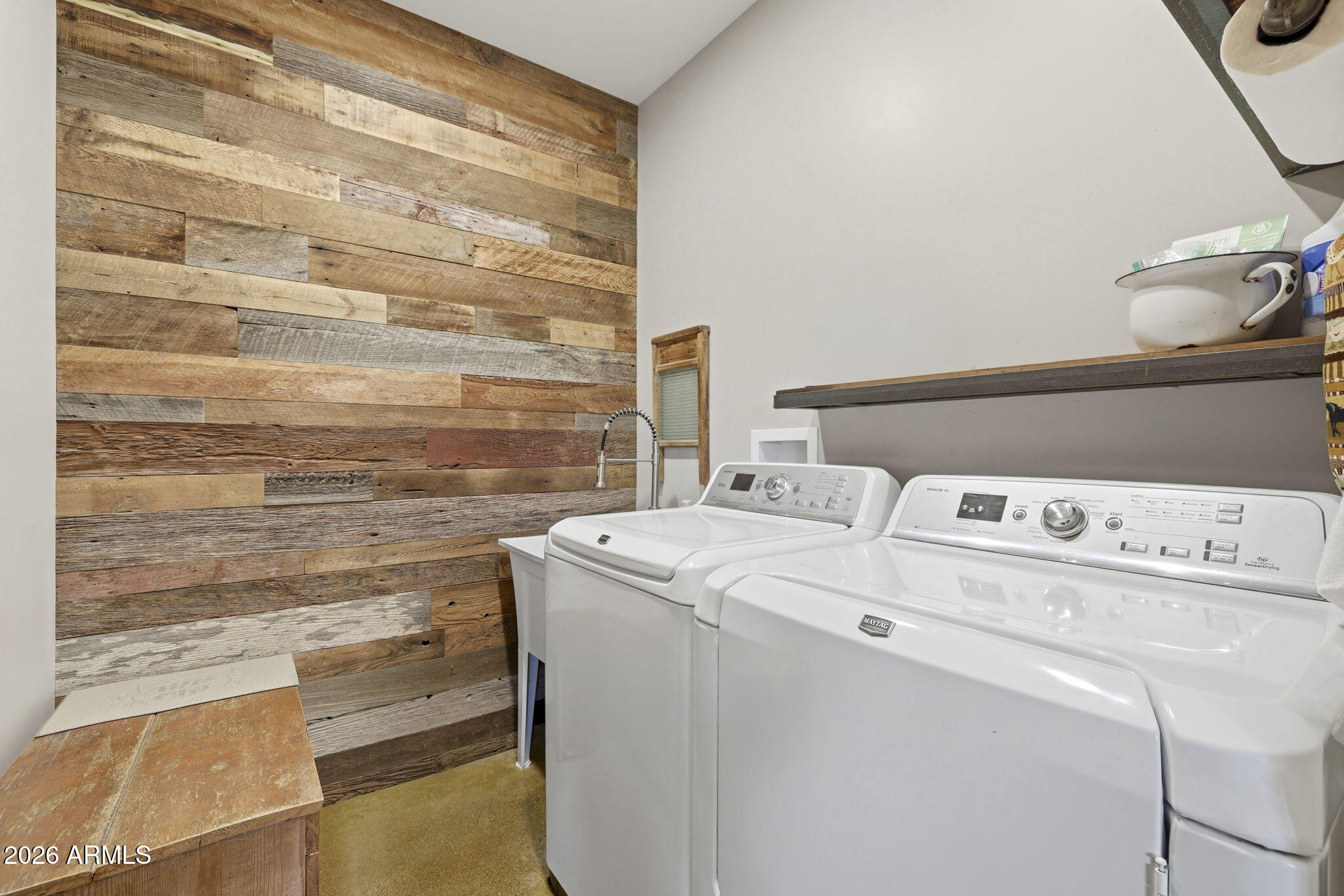 THUMB BUTTE DISTRICT - Residential
