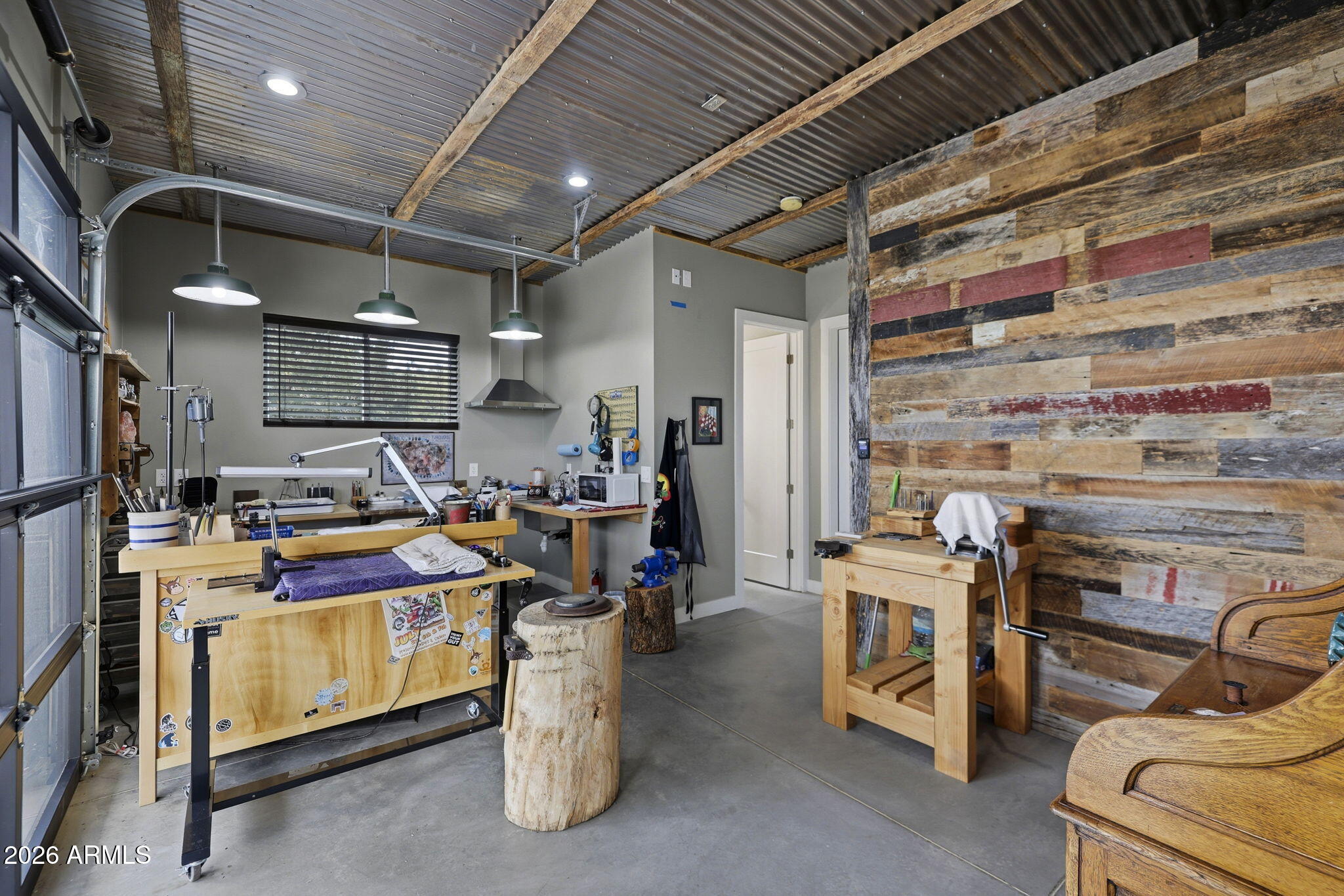 THUMB BUTTE DISTRICT - Residential