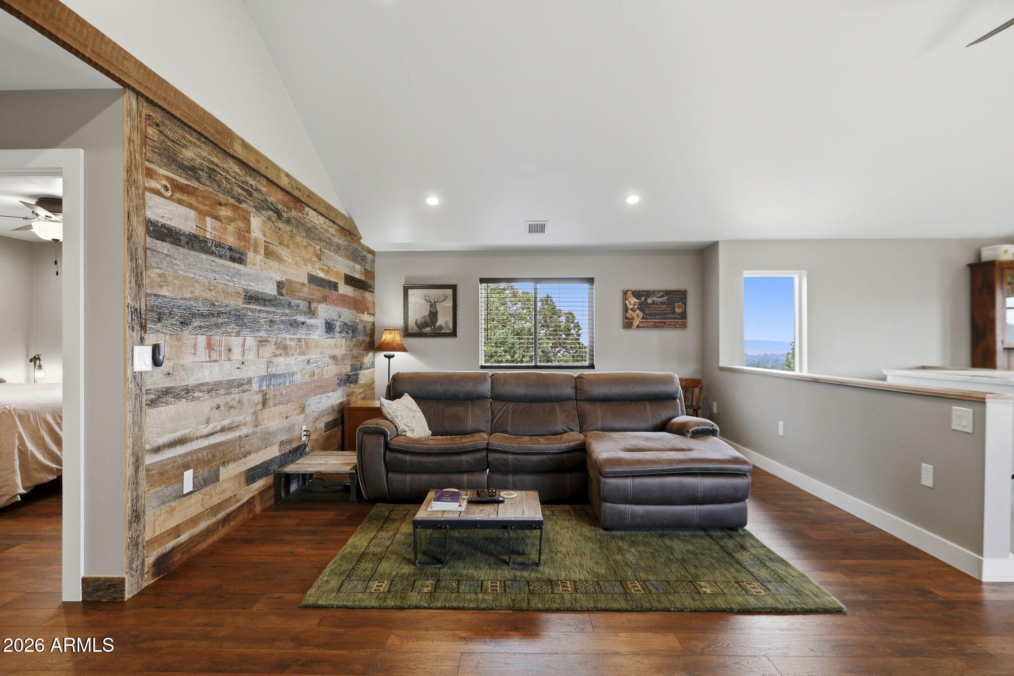 THUMB BUTTE DISTRICT - Residential