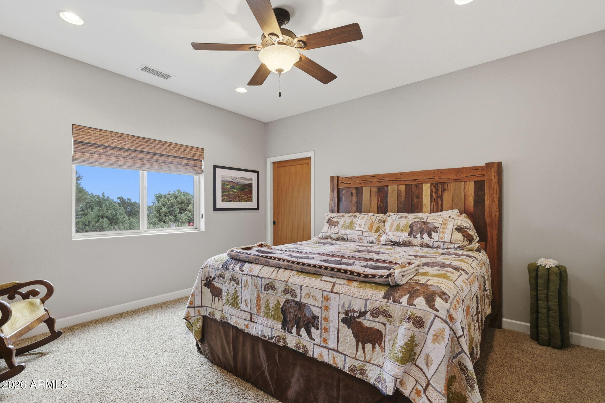 THUMB BUTTE DISTRICT - Residential