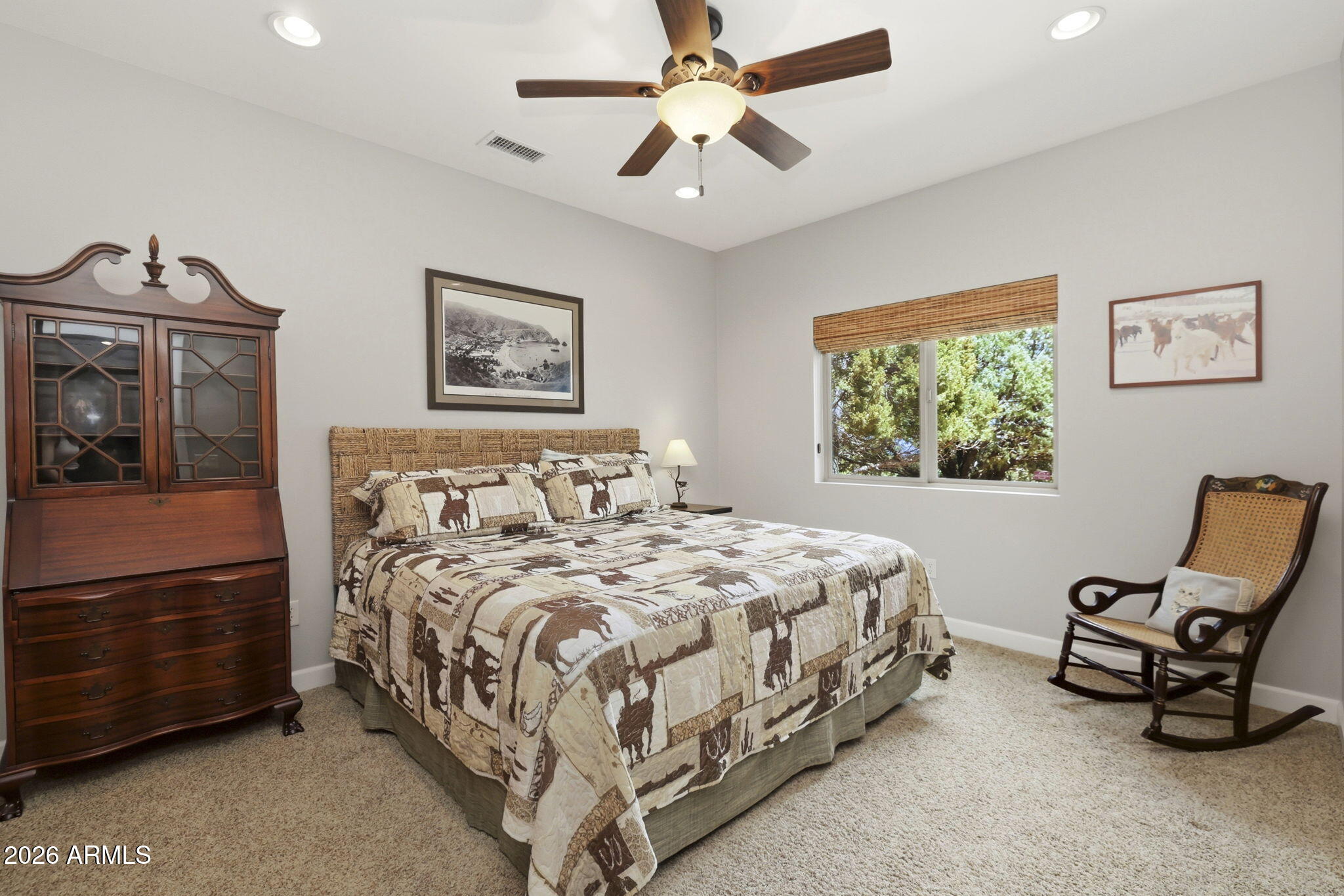 THUMB BUTTE DISTRICT - Residential