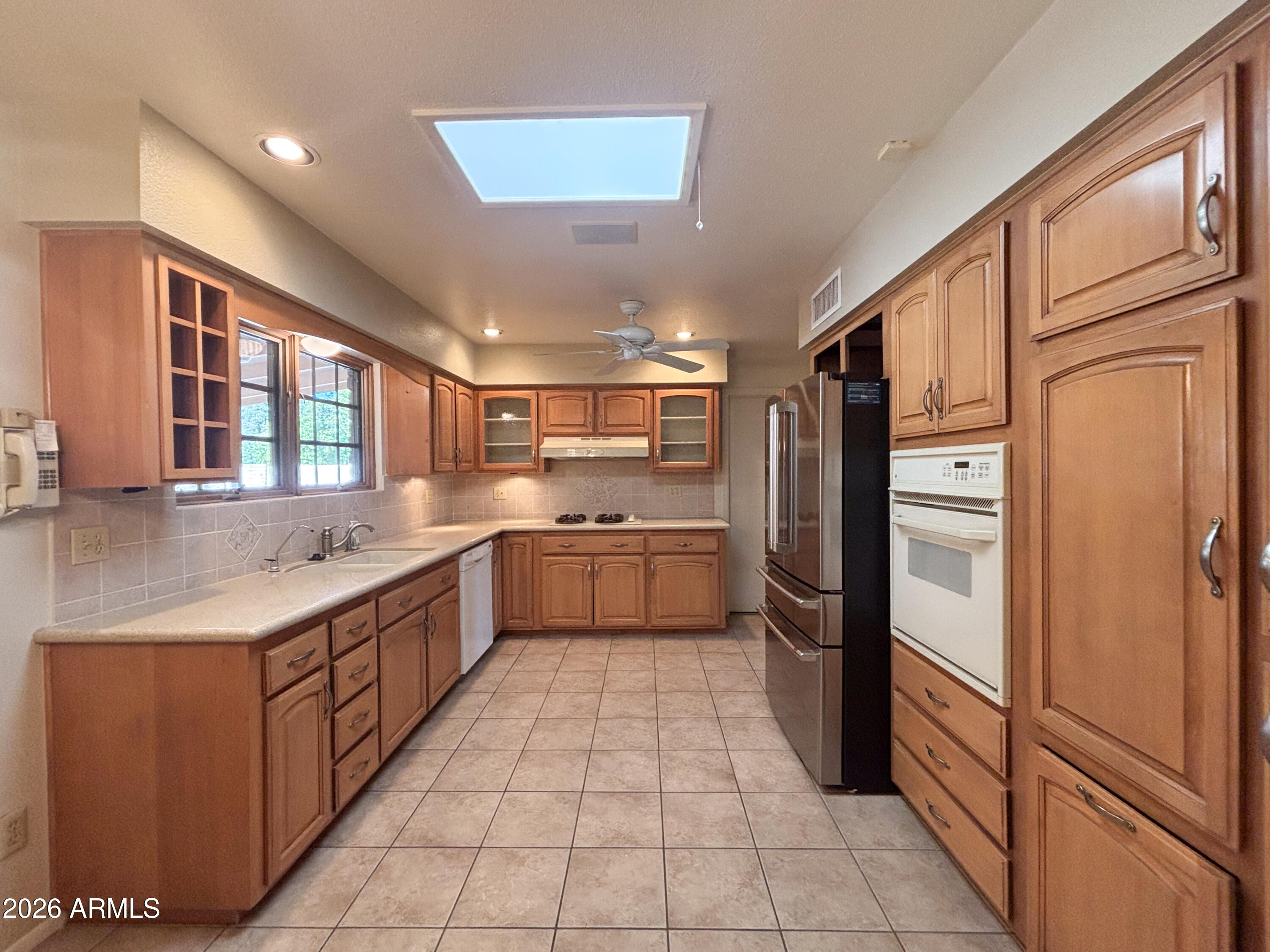 FAIRWAY ACRES - Residential