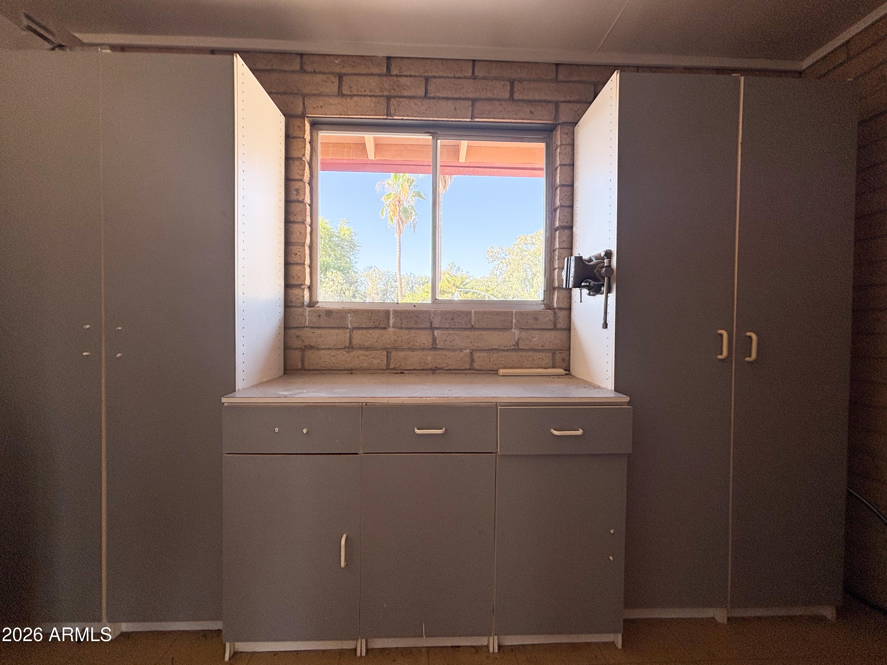 FAIRWAY ACRES - Residential