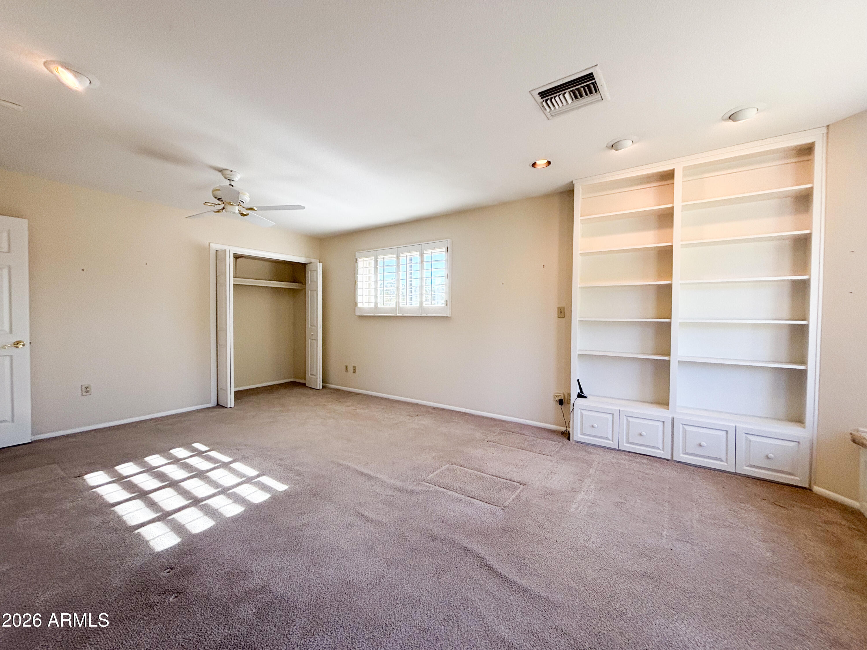 FAIRWAY ACRES - Residential